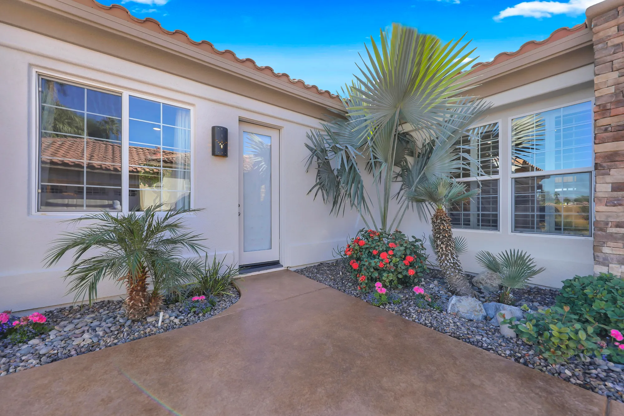 Property Slideshow image 38 of 62 | 81135 muirfield vlg, La Quinta, CA, 92253