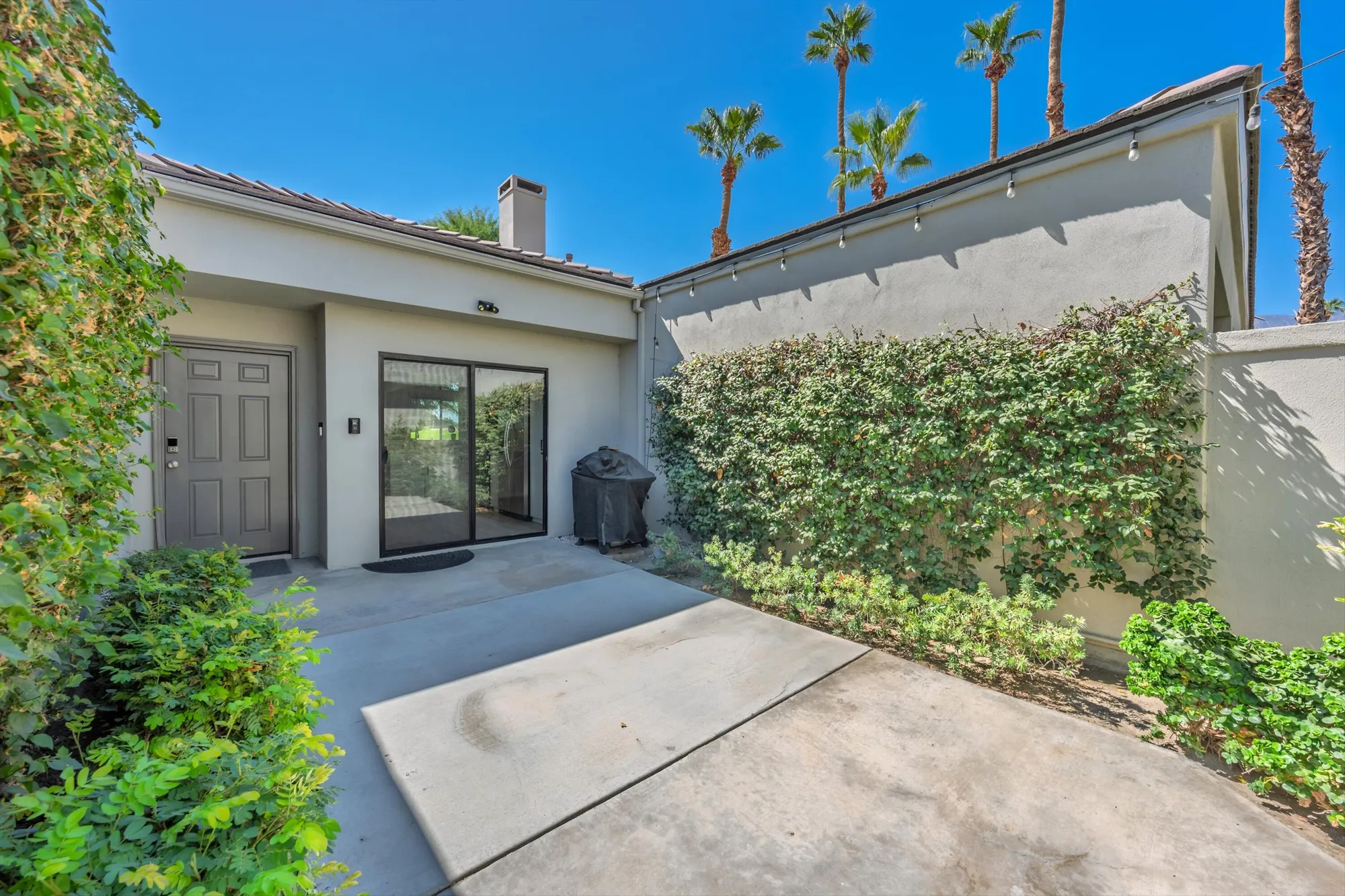 Property Slideshow image 27 of 32 | 54326 oak tree a122, La Quinta, CA, 92253