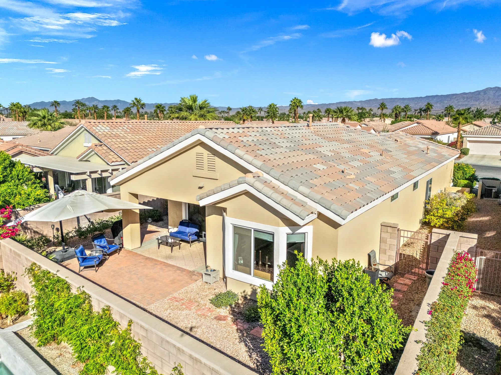 Property Slideshow image 26 of 28 | 78651 postbridge cir, Palm Desert, CA, 92211