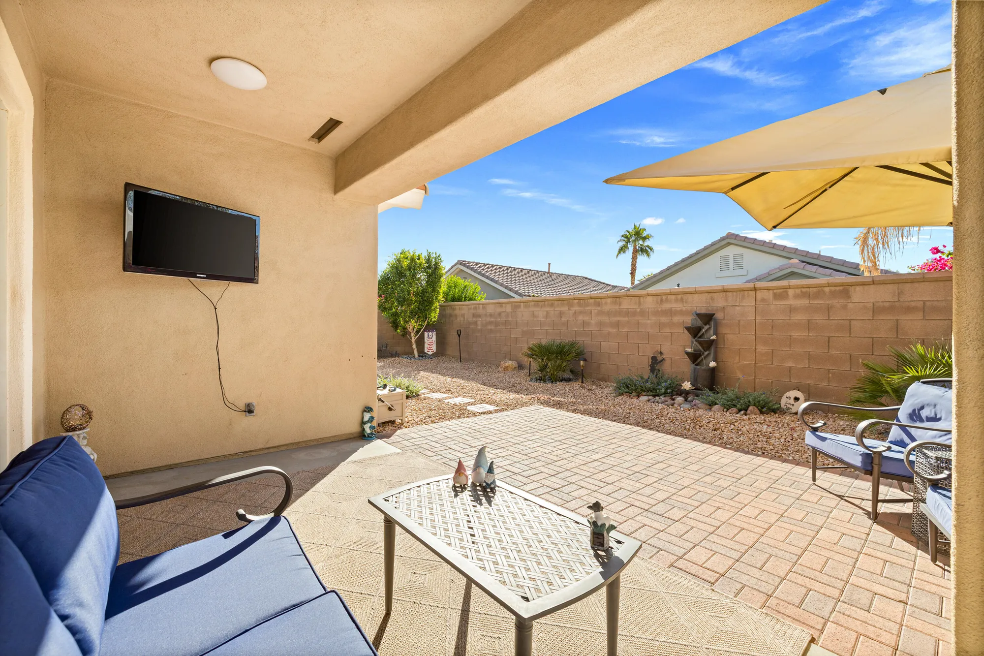 Property Slideshow image 23 of 28 | 78651 postbridge cir, Palm Desert, CA, 92211