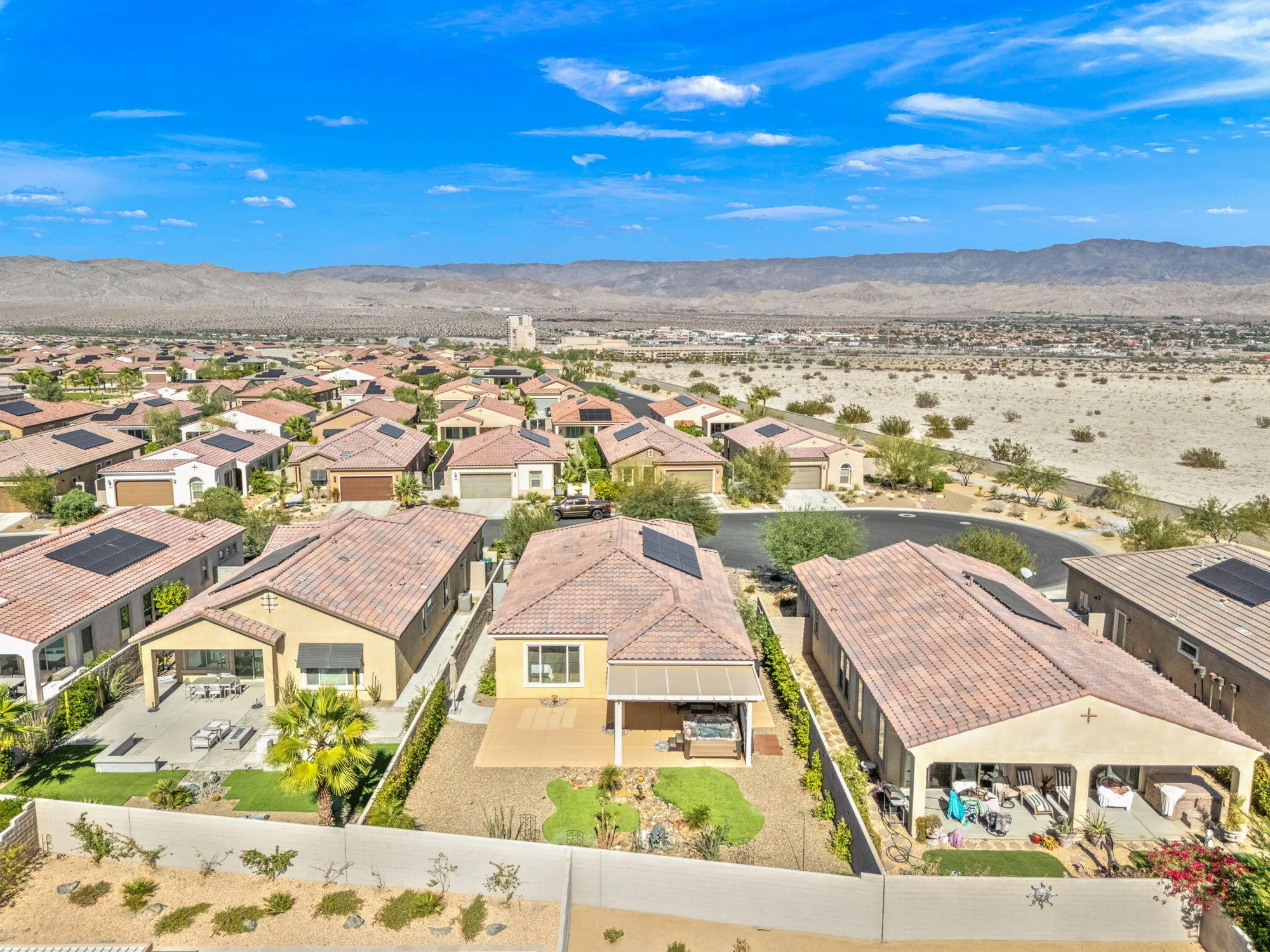Property Slideshow image 27 of 30 | 25 pinot noir, Rancho Mirage, CA, 92270