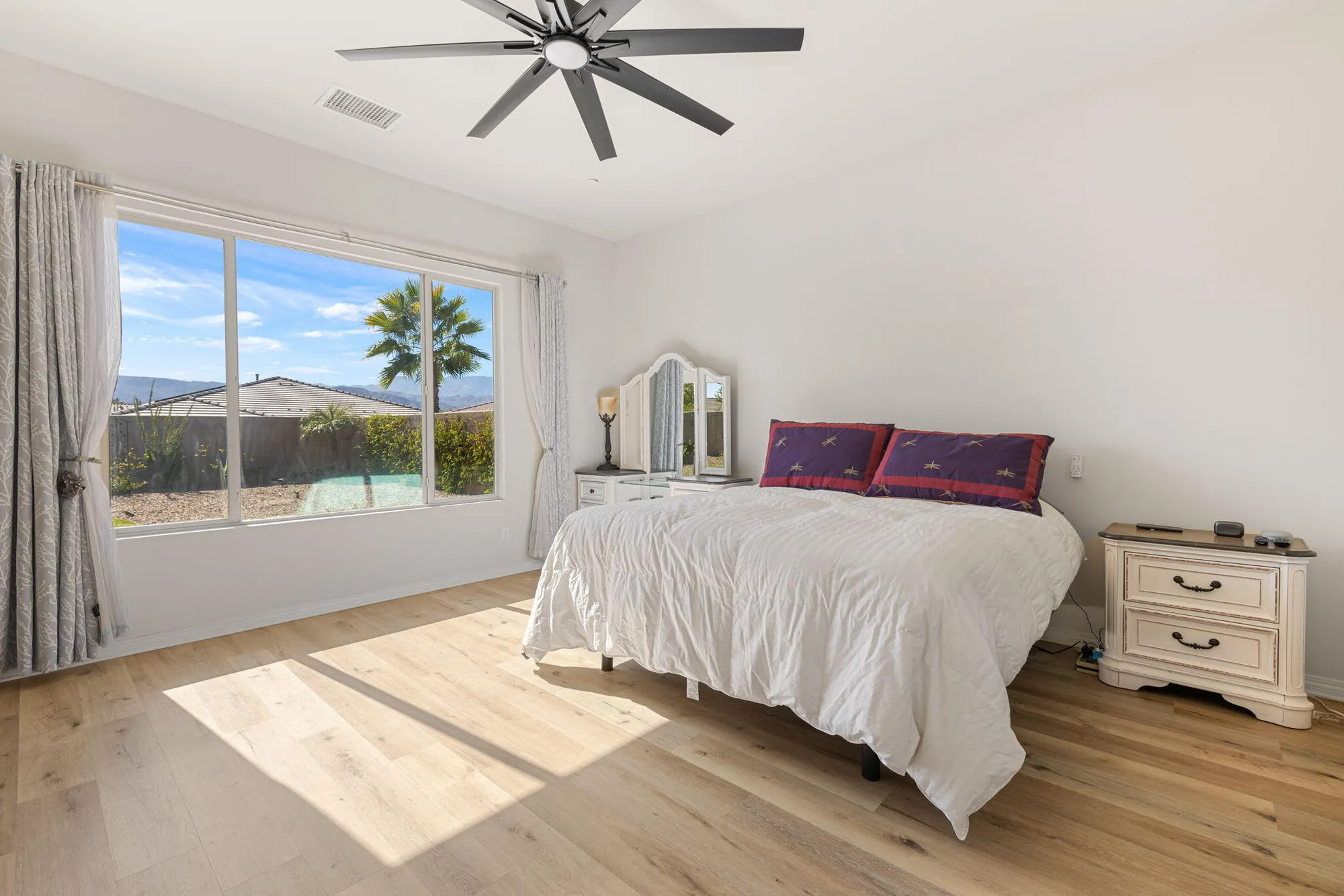 Property Slideshow image 15 of 30 | 25 pinot noir, Rancho Mirage, CA, 92270