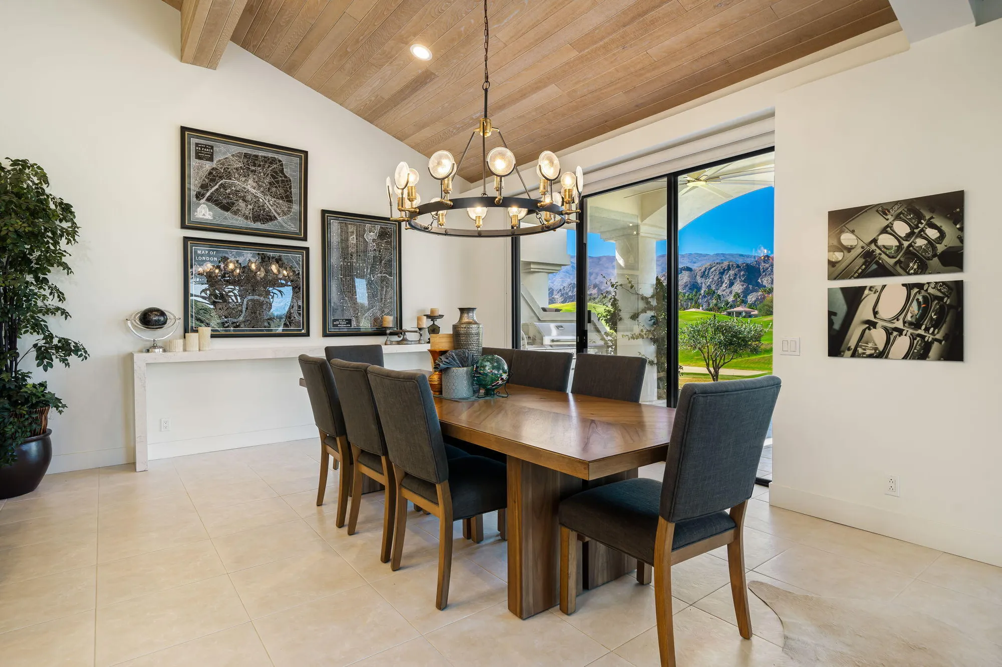 Property Slideshow image 28 of 53 | 54885 inverness way, La Quinta, CA, 92253