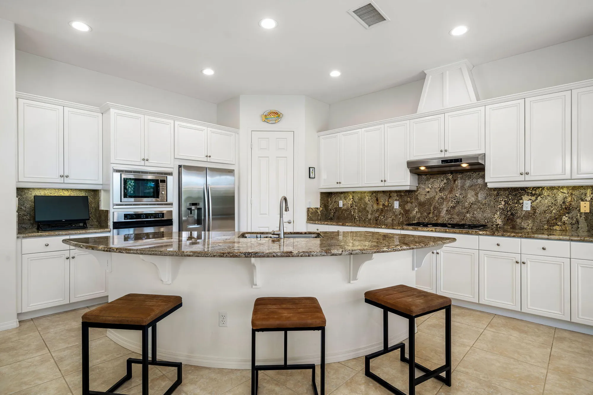 Property Slideshow image 10 of 39 | 57510 black diamond, La Quinta, CA, 92253