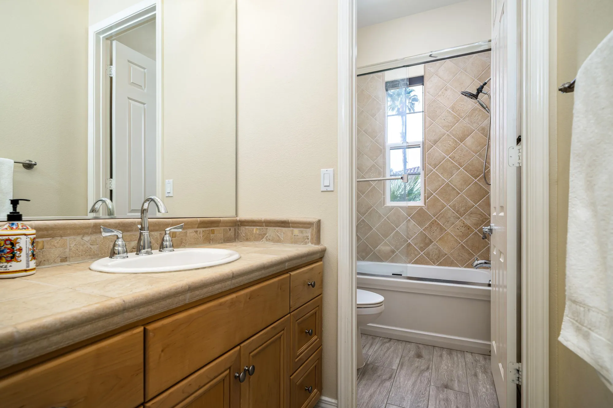 Property Slideshow image 32 of 39 | 57510 black diamond, La Quinta, CA, 92253