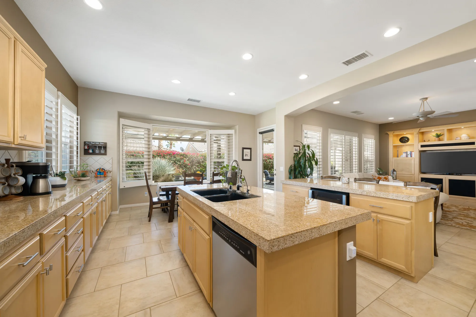 Property Slideshow image 16 of 84 | 60590 lace leaf ct, La Quinta, CA, 92253