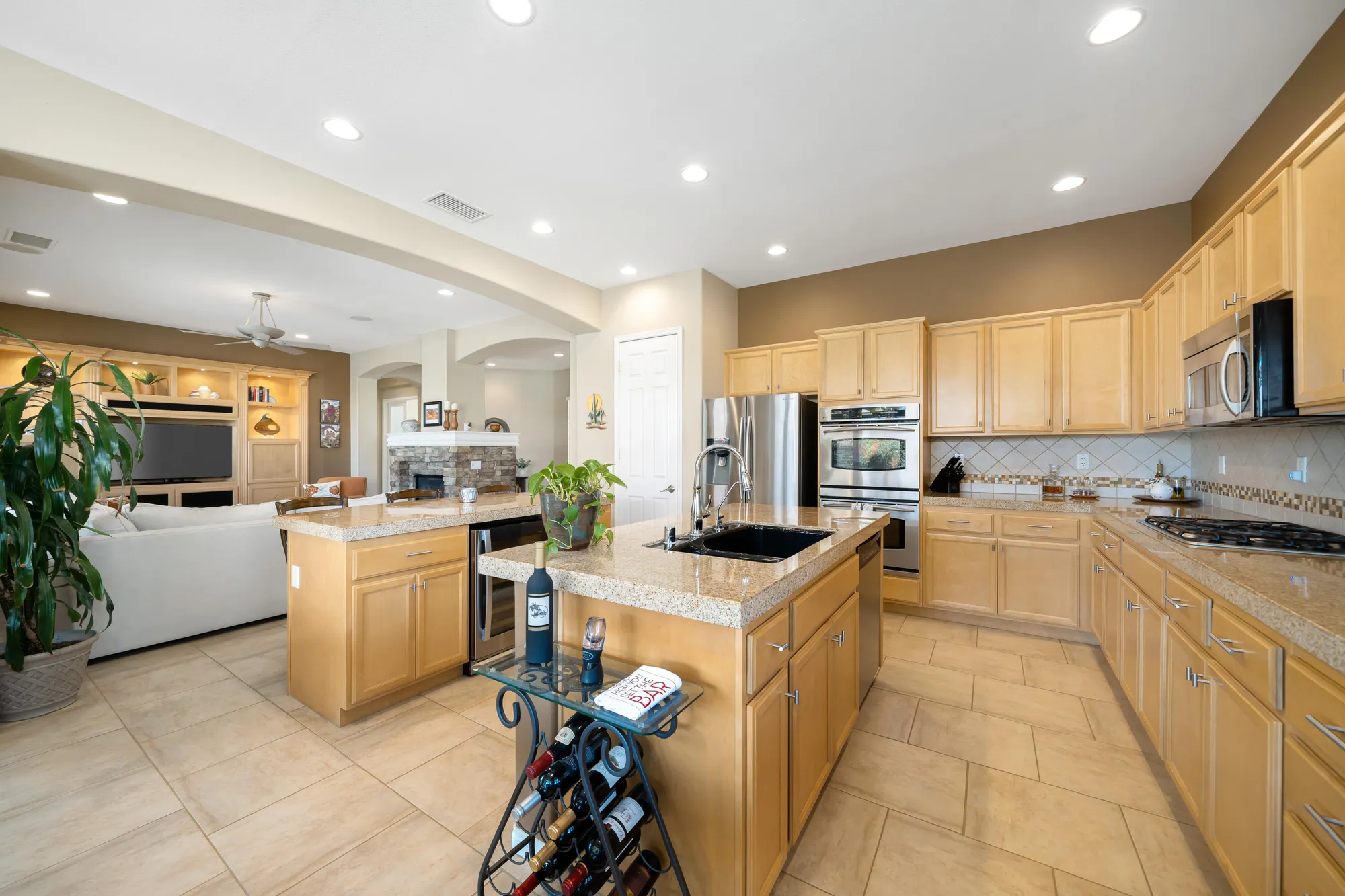 Property Slideshow image 17 of 84 | 60590 lace leaf ct, La Quinta, CA, 92253