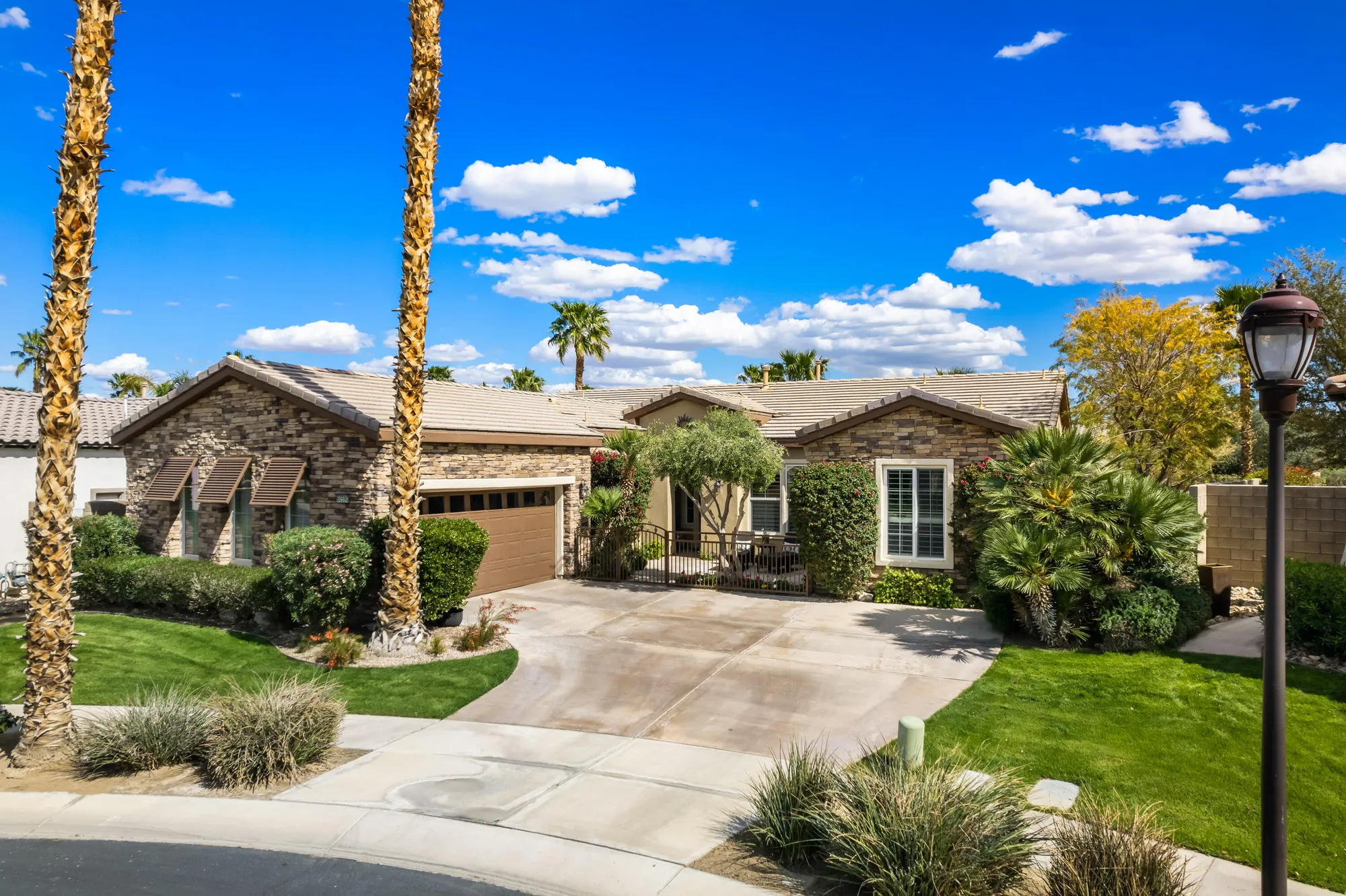 Property Slideshow image 3 of 84 | 60590 lace leaf ct, La Quinta, CA, 92253