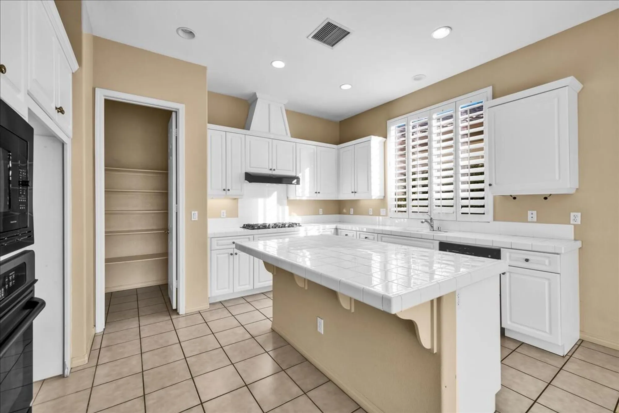 Property Slideshow image 24 of 91 | 56785 mountain vw, La Quinta, CA, 92253