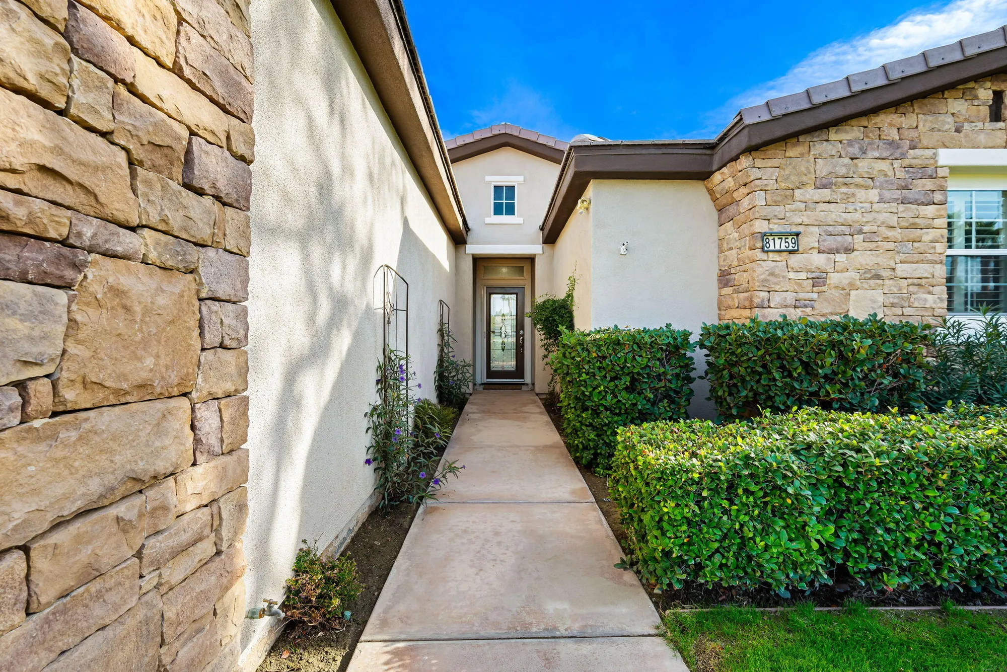 Property Slideshow image 8 of 88 | 81759 brittlebush ln, La Quinta, CA, 92253