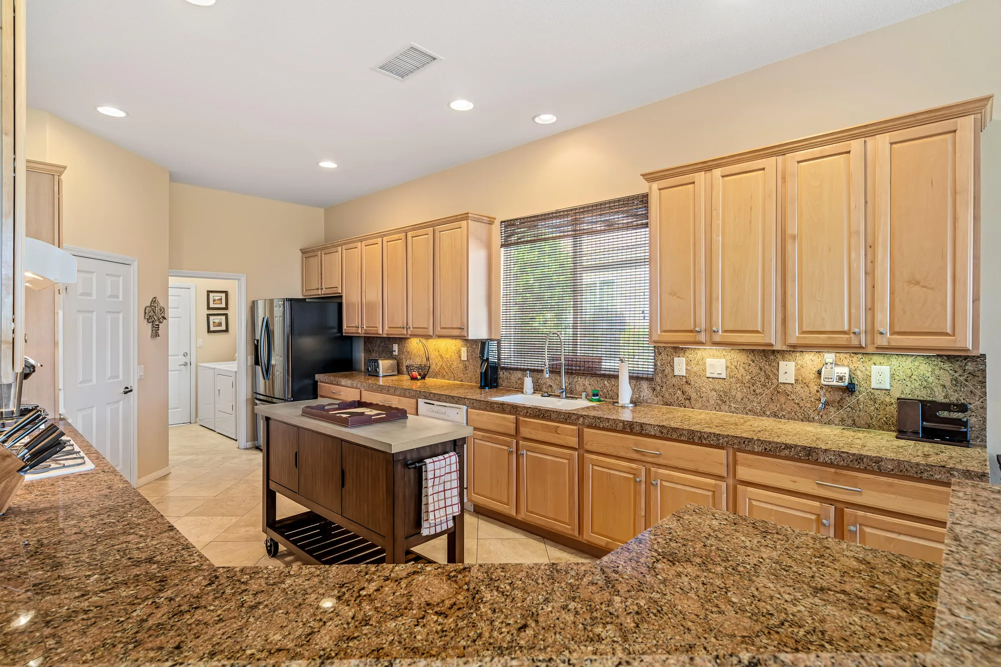 Property Slideshow image 18 of 69 | 43474 saint andrews dr, Indio, CA, 92201