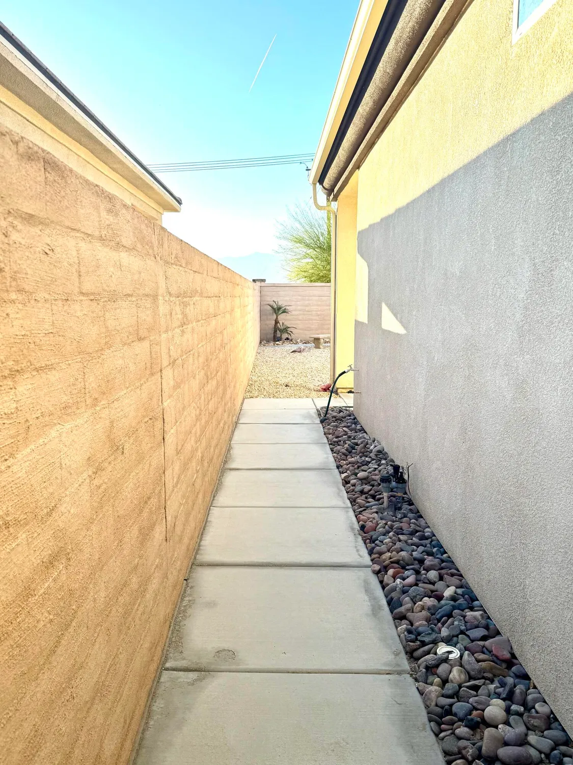 Property Slideshow image 10 of 46 | 38571 camino aguacero, Indio, CA, 92203