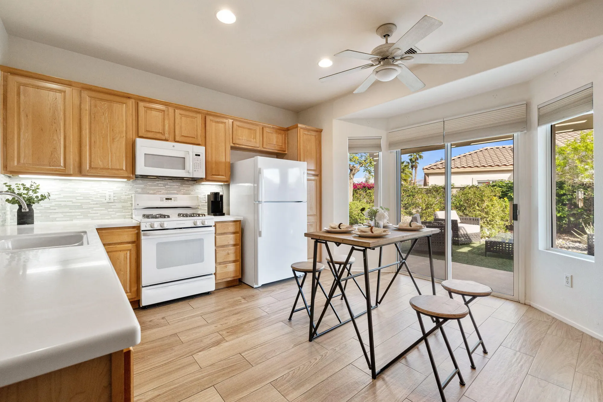 Property Slideshow image 10 of 31 | 78394 winsford cir, Palm Desert, CA, 92211