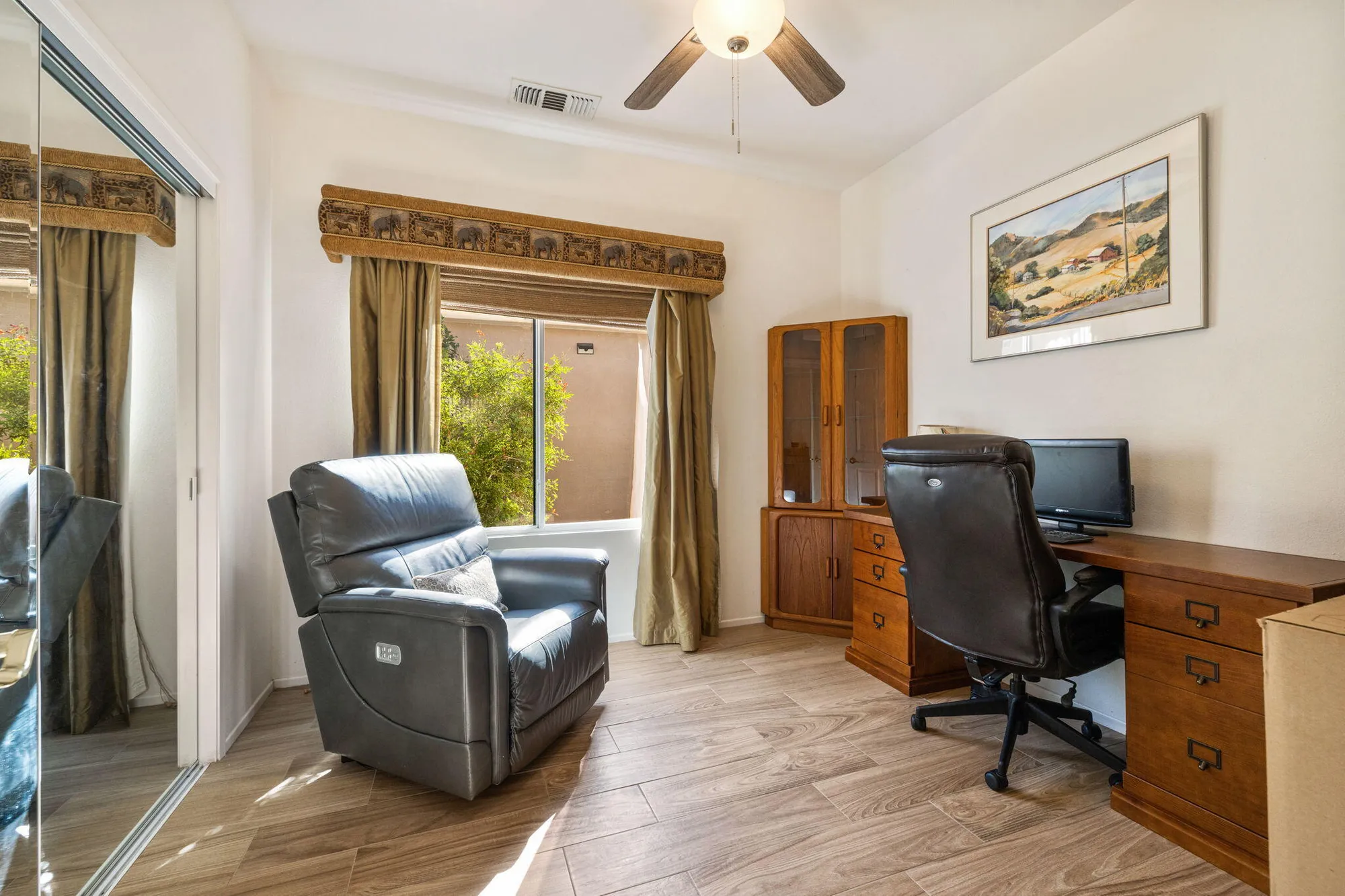 Property Slideshow image 22 of 31 | 78394 winsford cir, Palm Desert, CA, 92211