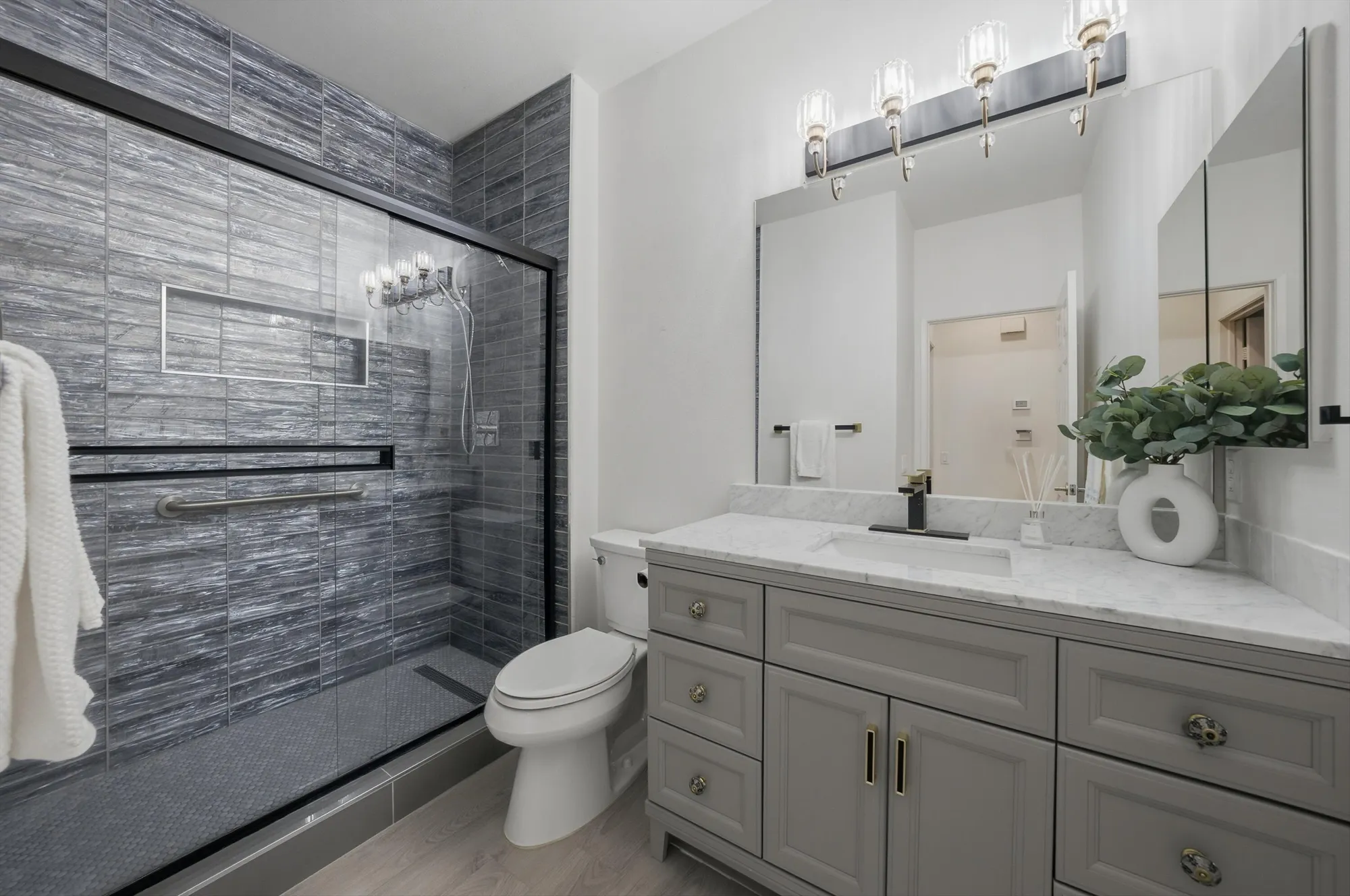 Property Slideshow image 23 of 29 | 78301 bovee cir, Palm Desert, CA, 92211