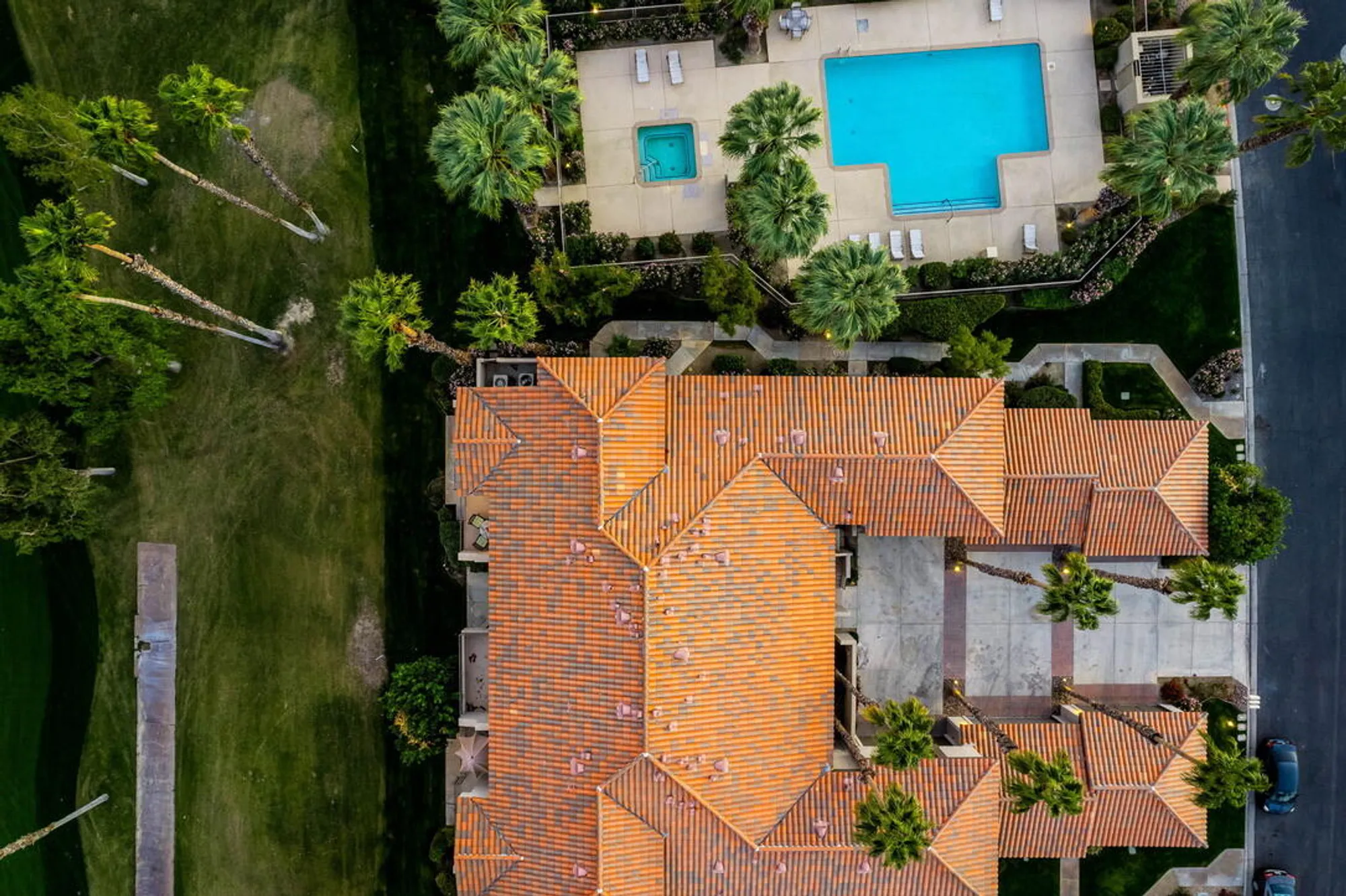 Property Slideshow image 4 of 24 | 55314 laurel vly, La Quinta, CA, 92253