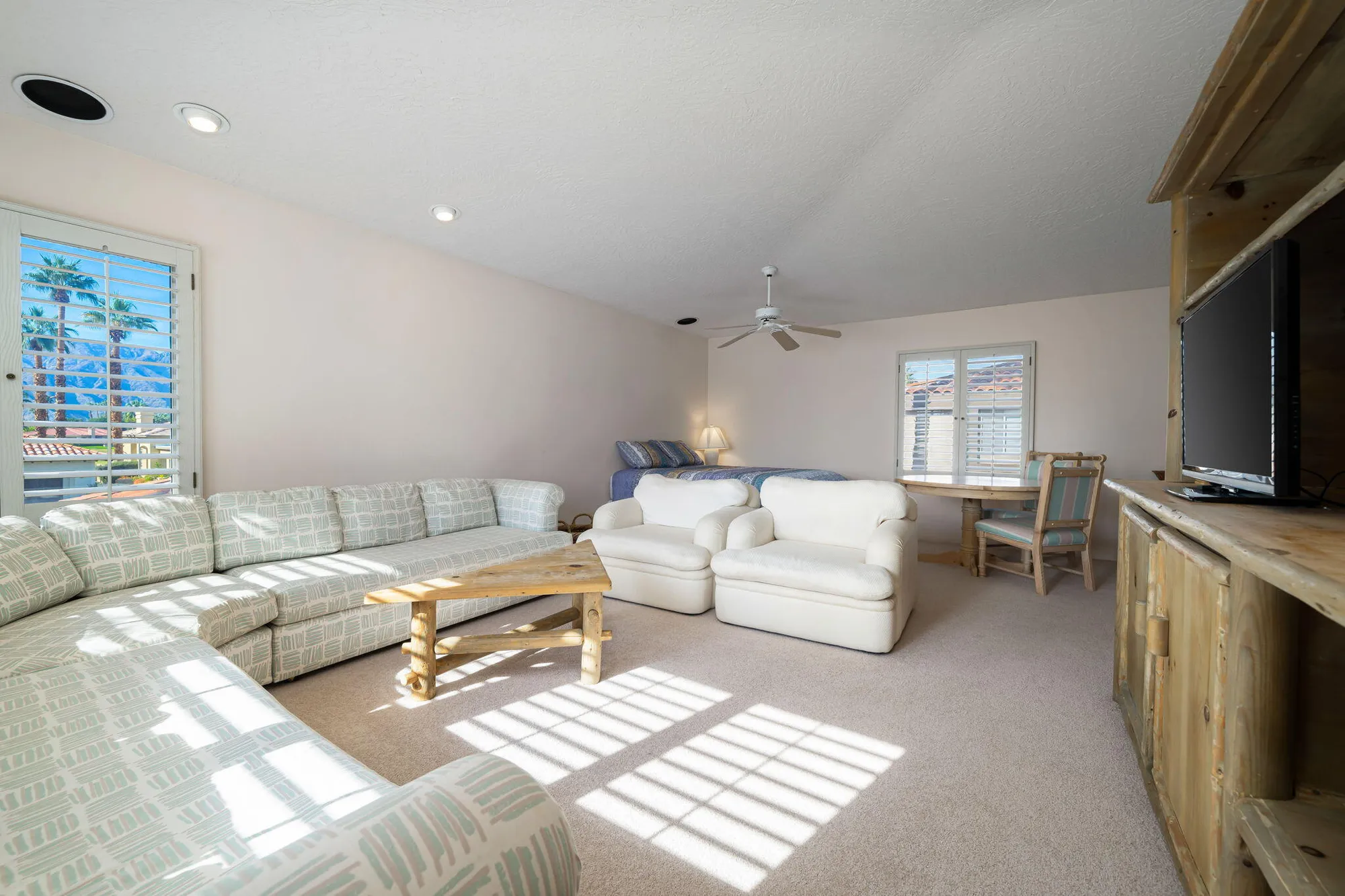 Property Slideshow image 17 of 24 | 55314 laurel vly, La Quinta, CA, 92253