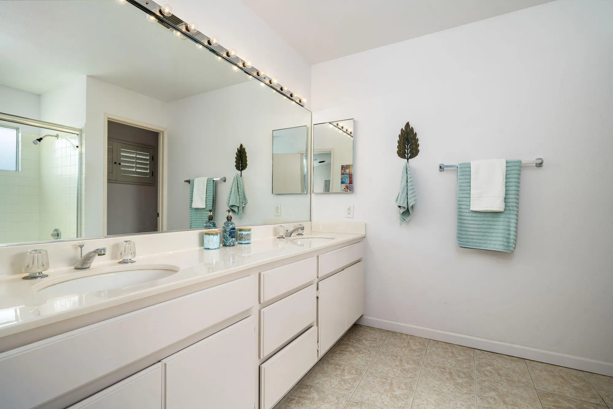 Property Slideshow image 21 of 24 | 55314 laurel vly, La Quinta, CA, 92253