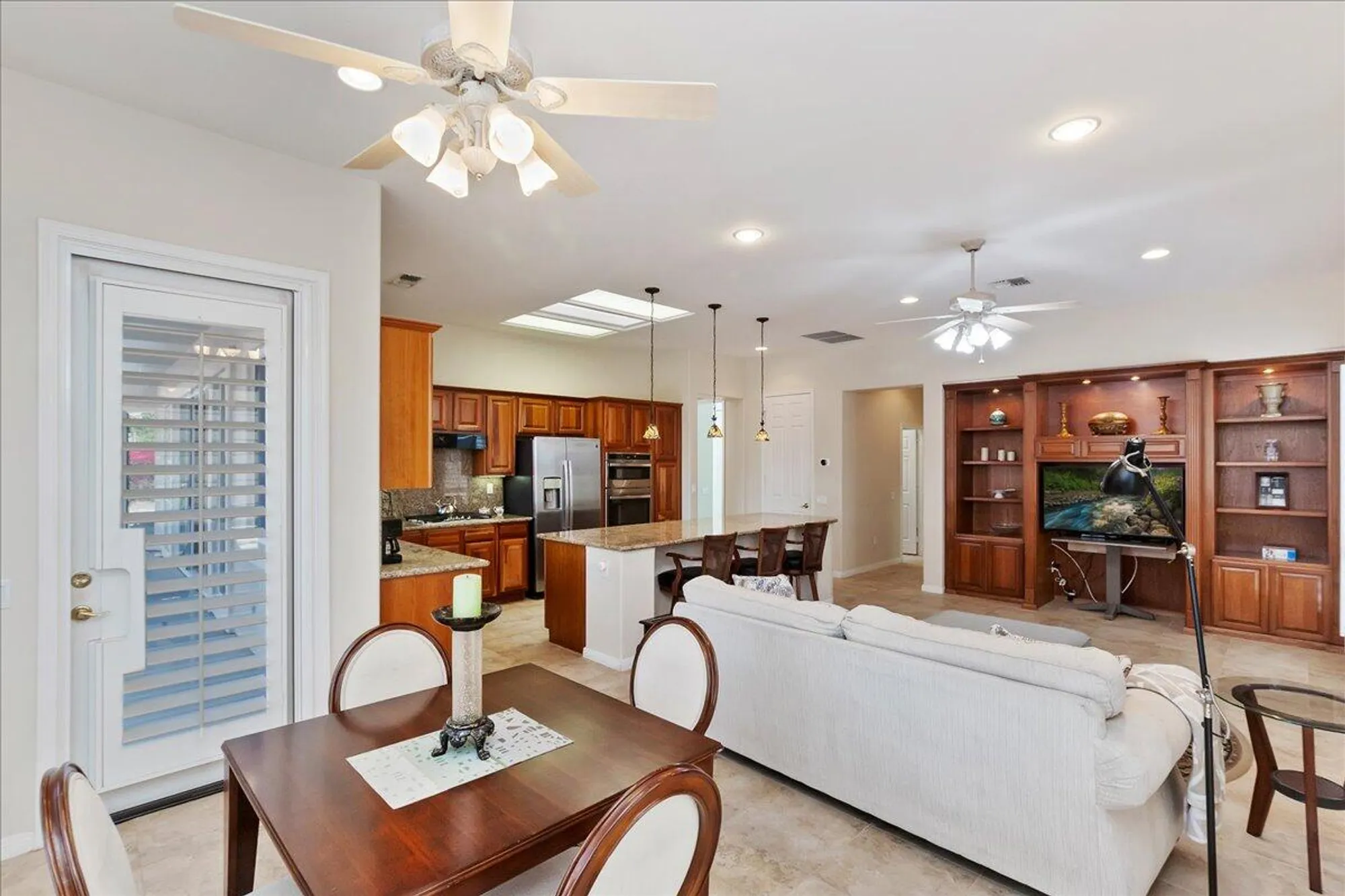 Property Slideshow image 10 of 33 | 78638 sunrise canyon ave, Palm Desert, CA, 92211
