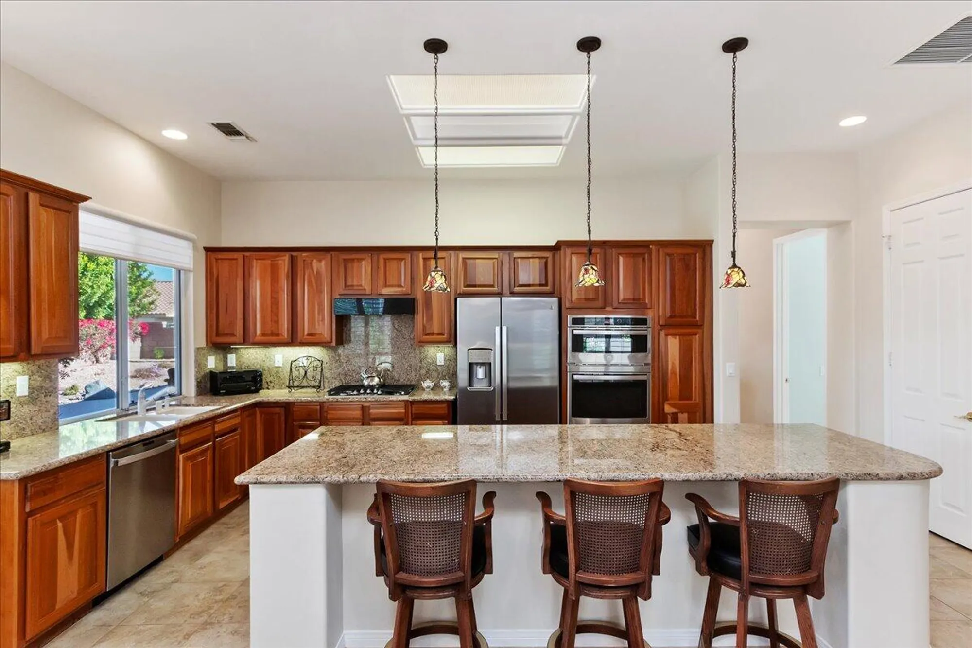 Property Slideshow image 12 of 33 | 78638 sunrise canyon ave, Palm Desert, CA, 92211