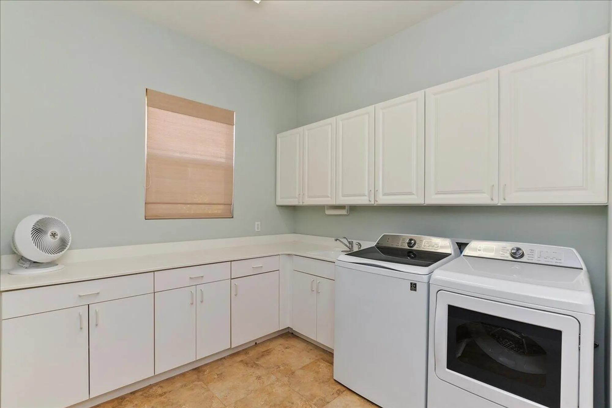 Property Slideshow image 25 of 33 | 78638 sunrise canyon ave, Palm Desert, CA, 92211