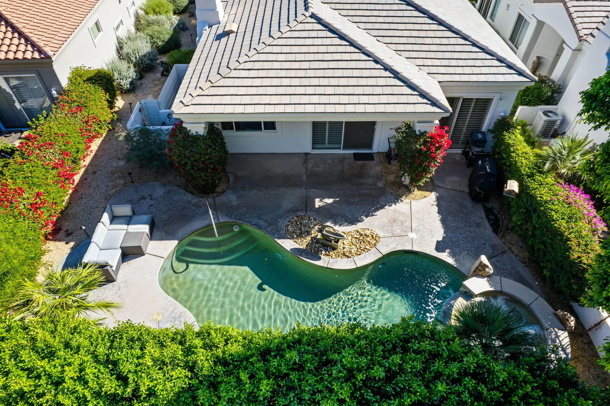 Property Slideshow image 4 of 50 | 54275 riviera, La Quinta, CA, 92253