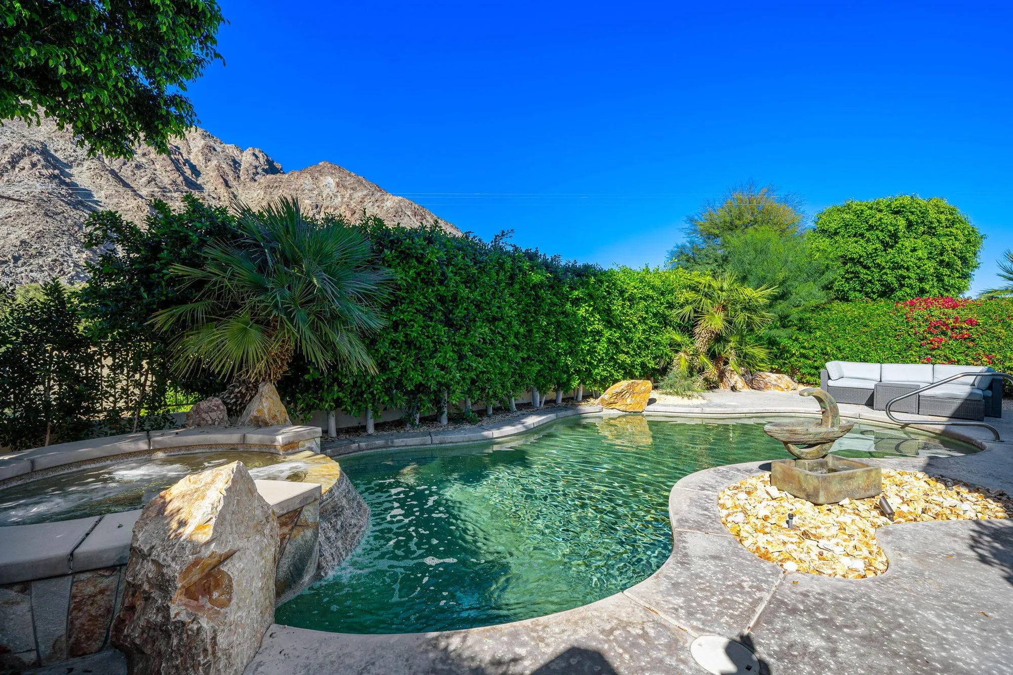 Property Slideshow image 3 of 50 | 54275 riviera, La Quinta, CA, 92253