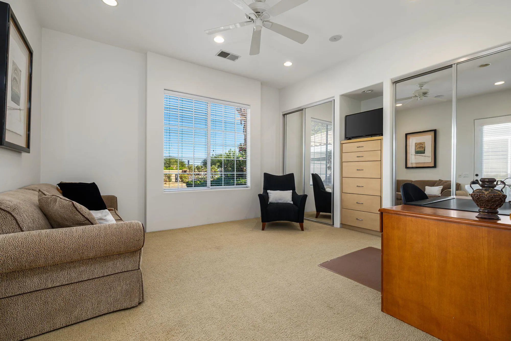 Property Slideshow image 19 of 24 | 54595 winged foot, La Quinta, CA, 92253