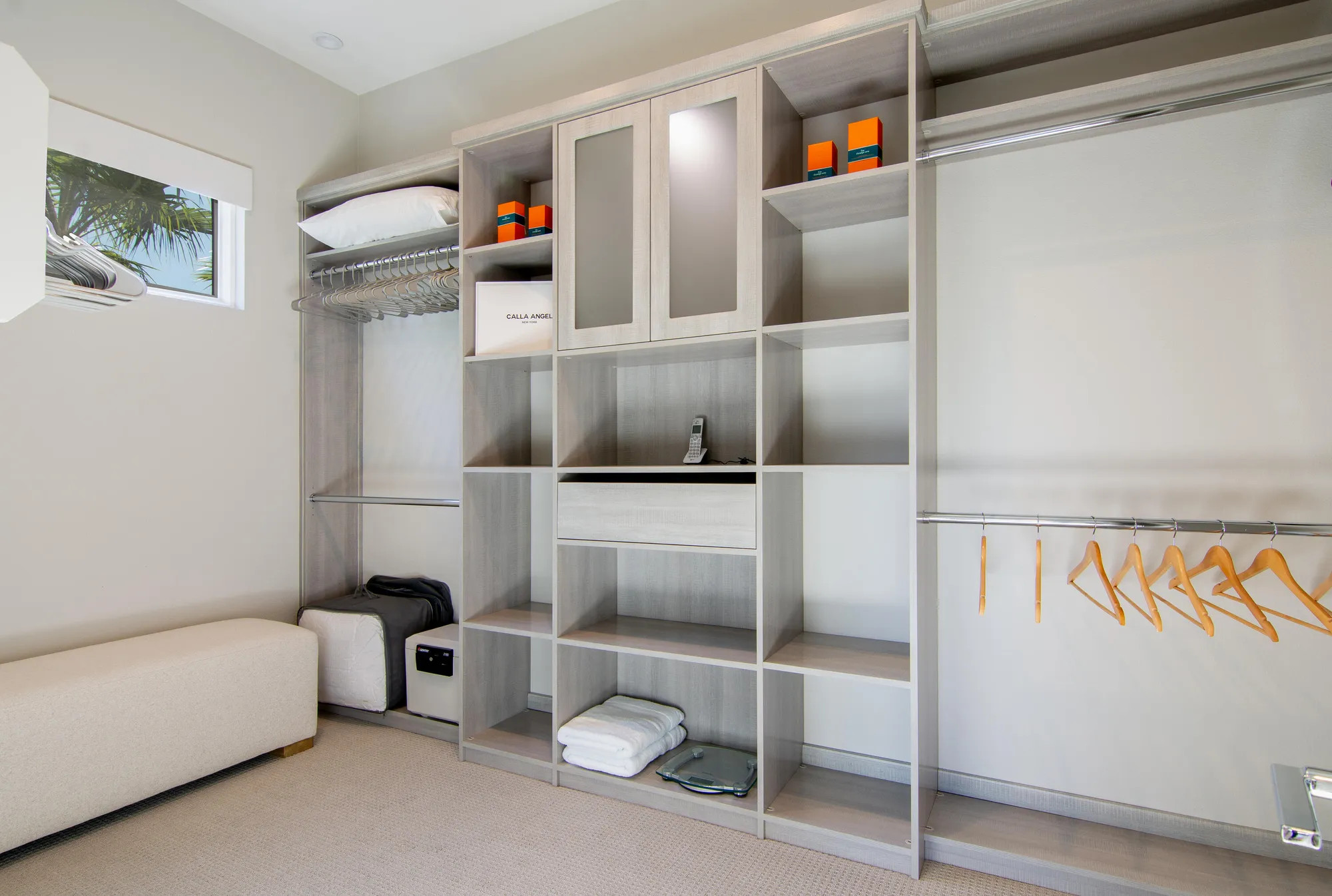 Property Slideshow image 20 of 38 | 960 patina ln, Palm Springs, CA, 92262