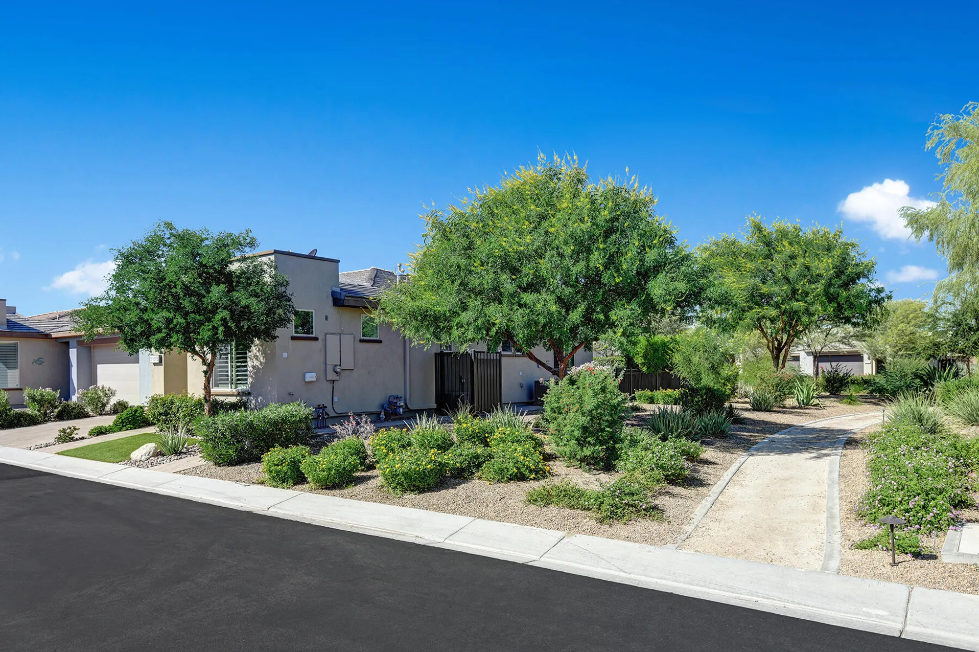 Property Slideshow image 2 of 27 | 51675 ponderosa dr, Indio, CA, 92201