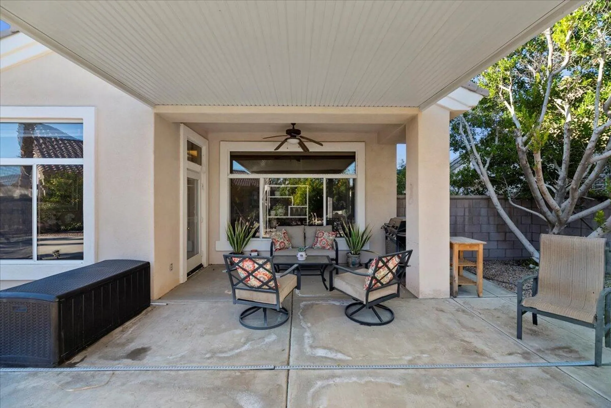 Property Slideshow image 27 of 34 | 39322 gainsborough cir, Palm Desert, CA, 92211