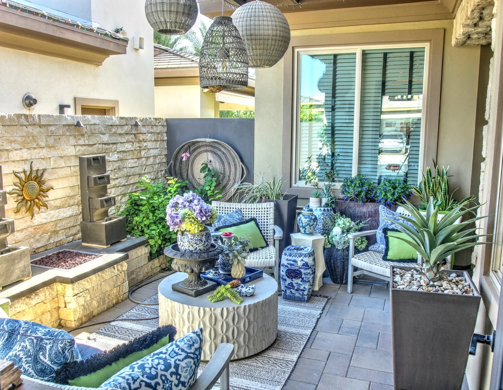 Property Slideshow image 8 of 51 | 82555 round valley dr, Indio, CA, 92201