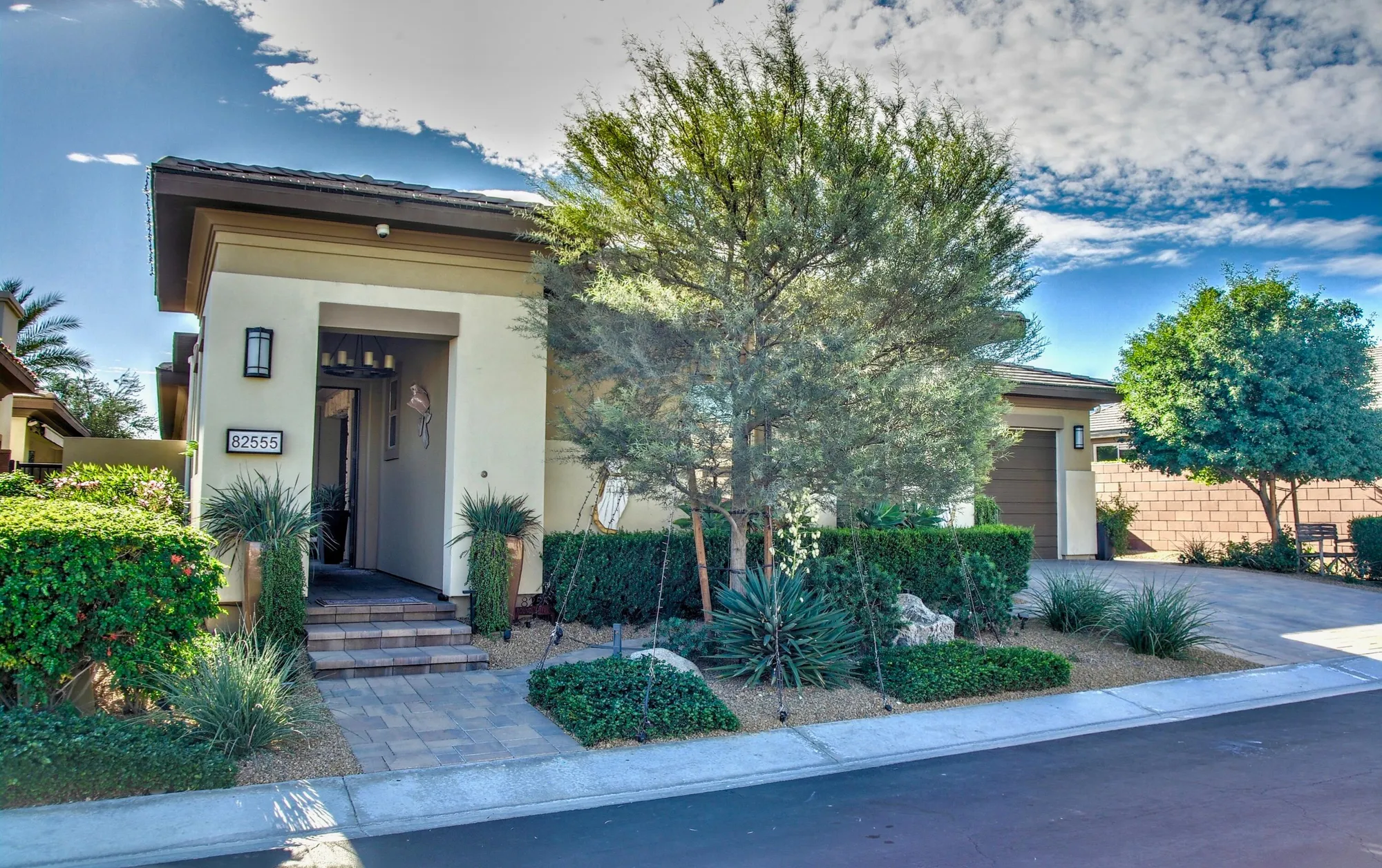 Property Slideshow image 5 of 51 | 82555 round valley dr, Indio, CA, 92201