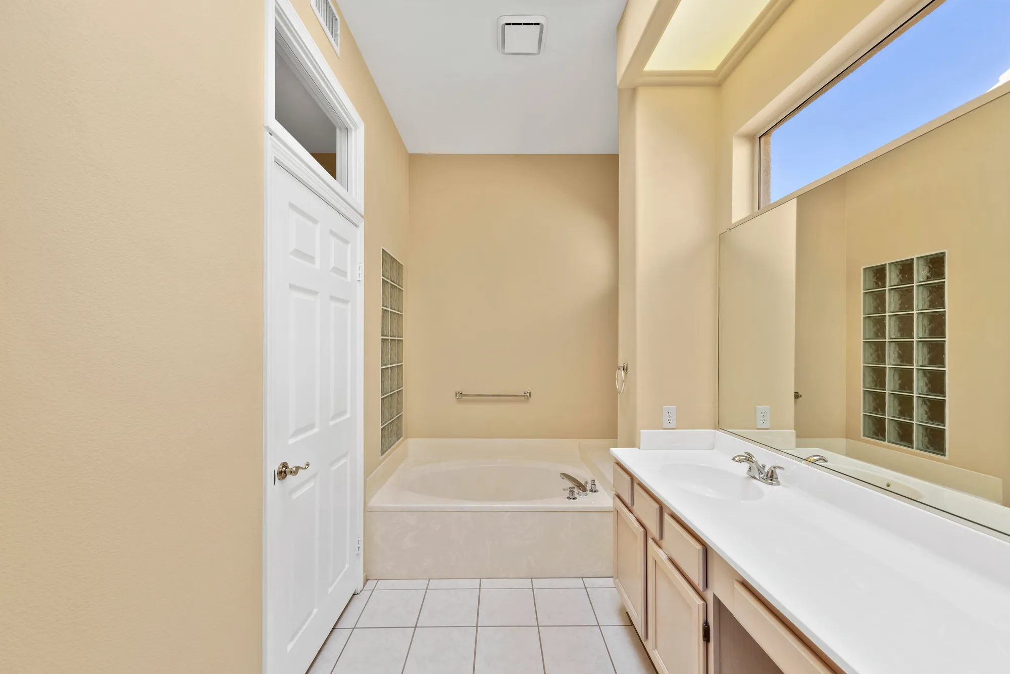 Property Slideshow image 24 of 43 | 78650 blooming ct, Palm Desert, CA, 92211