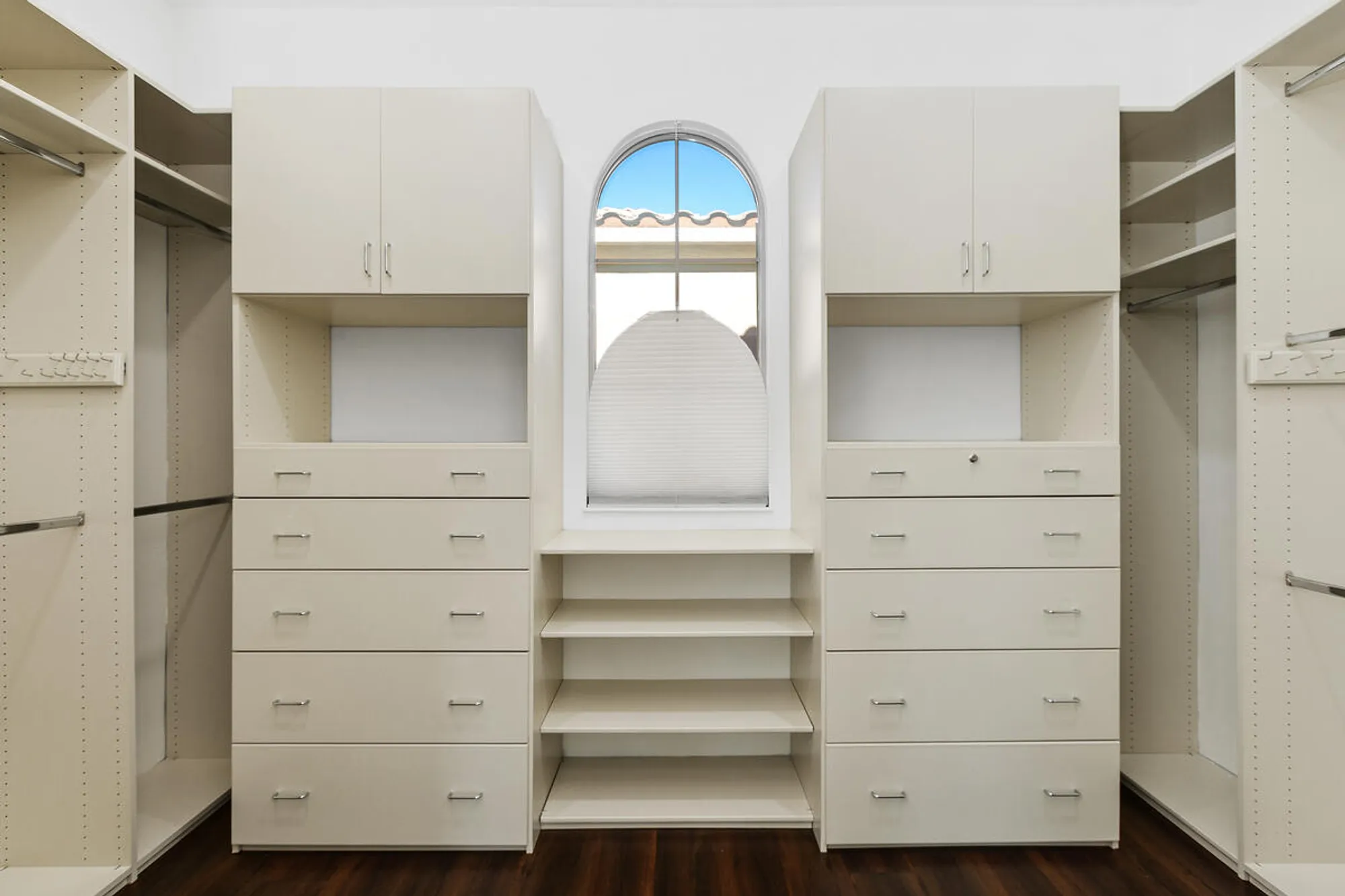 Property Slideshow image 22 of 75 | 81071 avenida sombra, Indio, CA, 92203