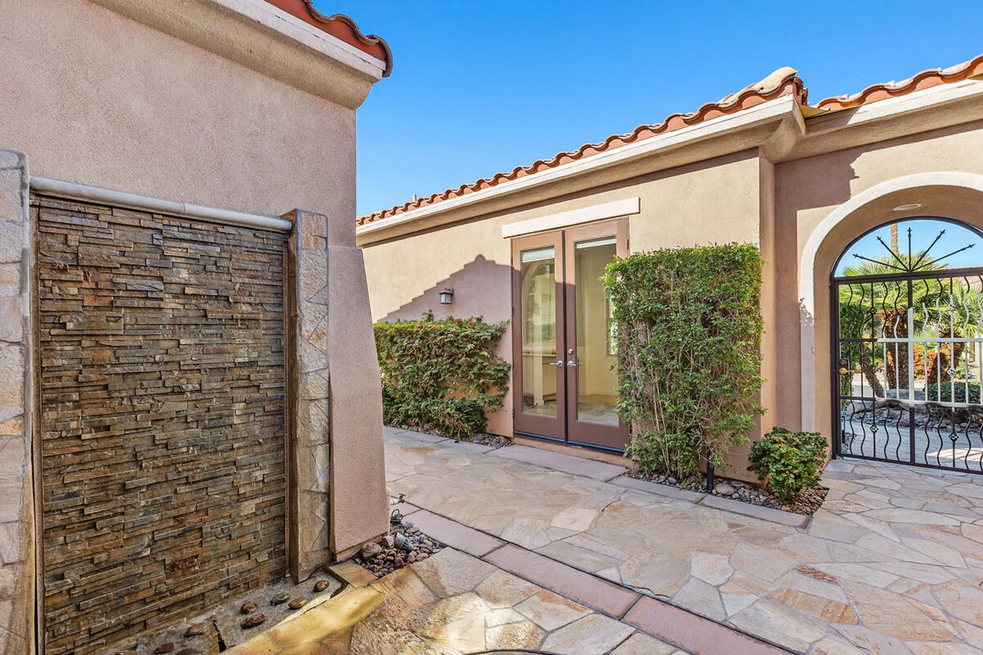 Property Slideshow image 27 of 75 | 81071 avenida sombra, Indio, CA, 92203