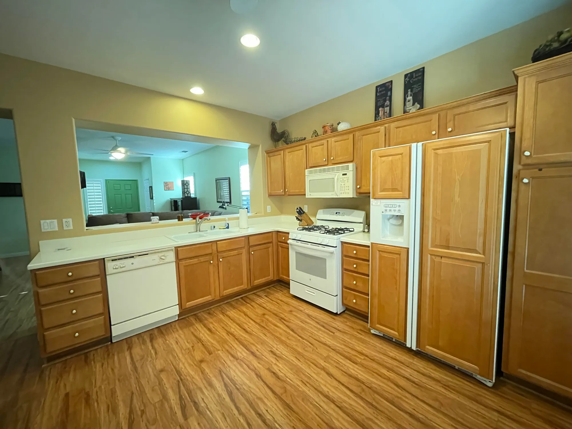 Property Slideshow image 11 of 29 | 78473 hampshire ave, Palm Desert, CA, 92211