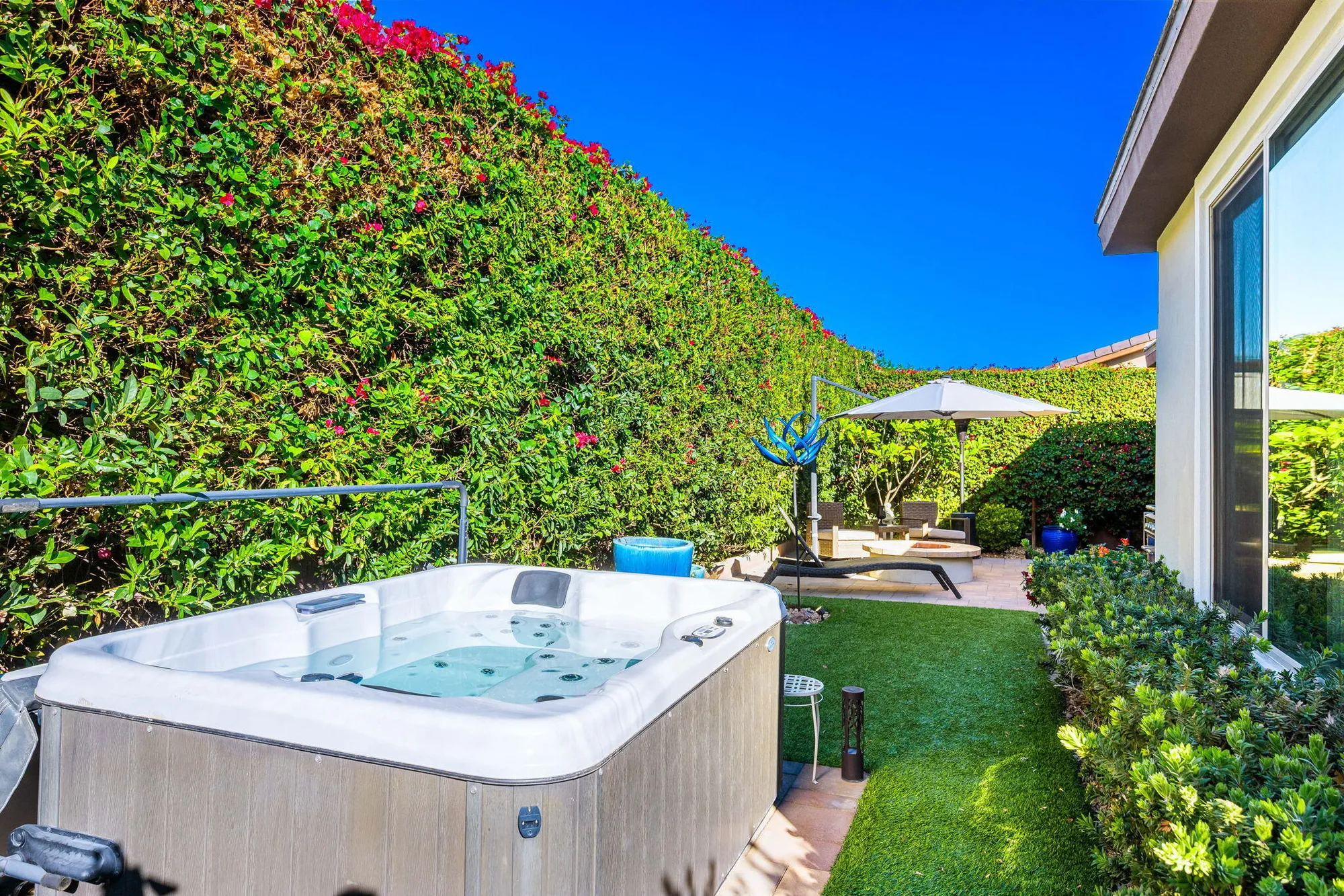 Property Slideshow image 35 of 48 | 51287 longmeadow st, Indio, CA, 92201