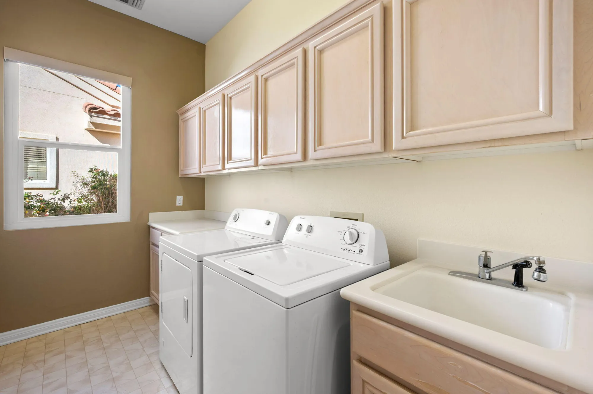 Property Slideshow image 35 of 48 | 78147 hunter point rd, Palm Desert, CA, 92211