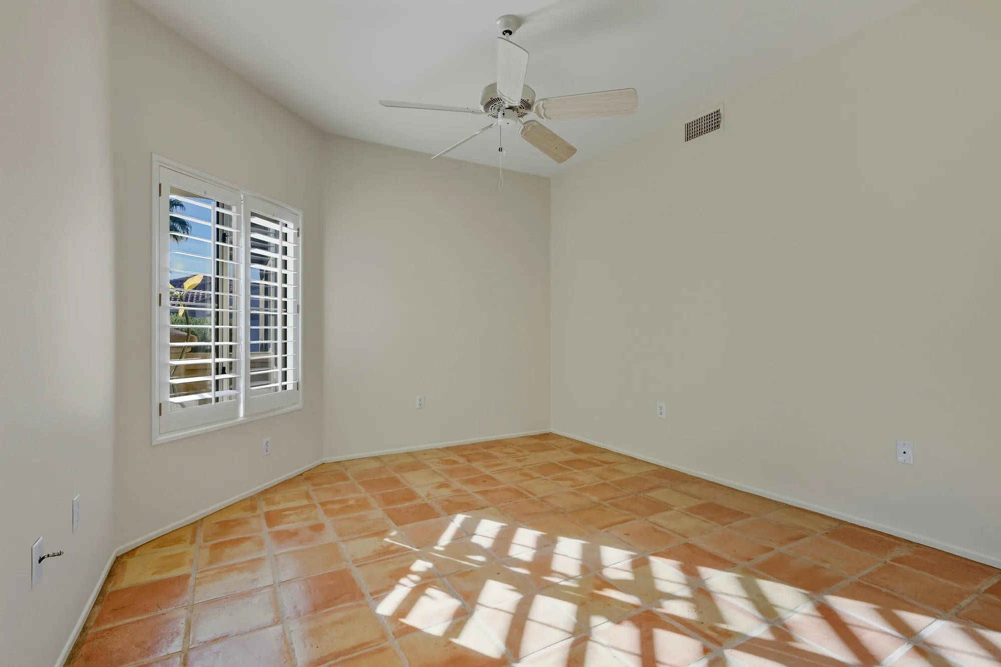 Property Slideshow image 19 of 29 | 78428 desert willow dr, Palm Desert, CA, 92211