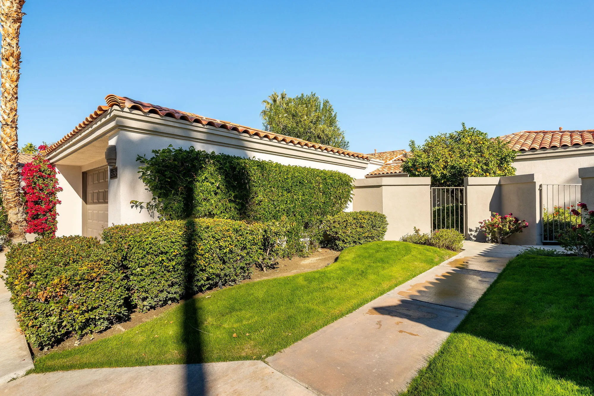 Property Slideshow image 2 of 42 | 54396 shoal crk, La Quinta, CA, 92253