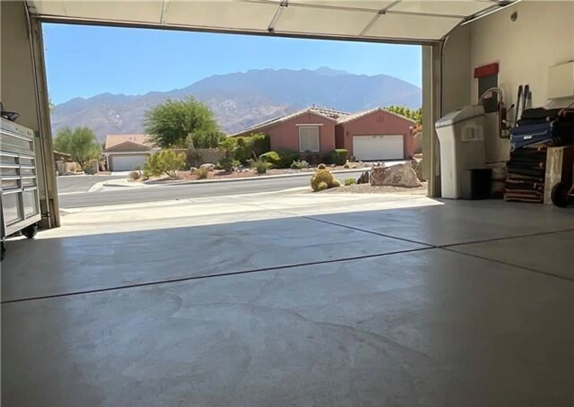 Property Slideshow image 32 of 39 | 2298 savanna way, Palm Springs, CA, 92262