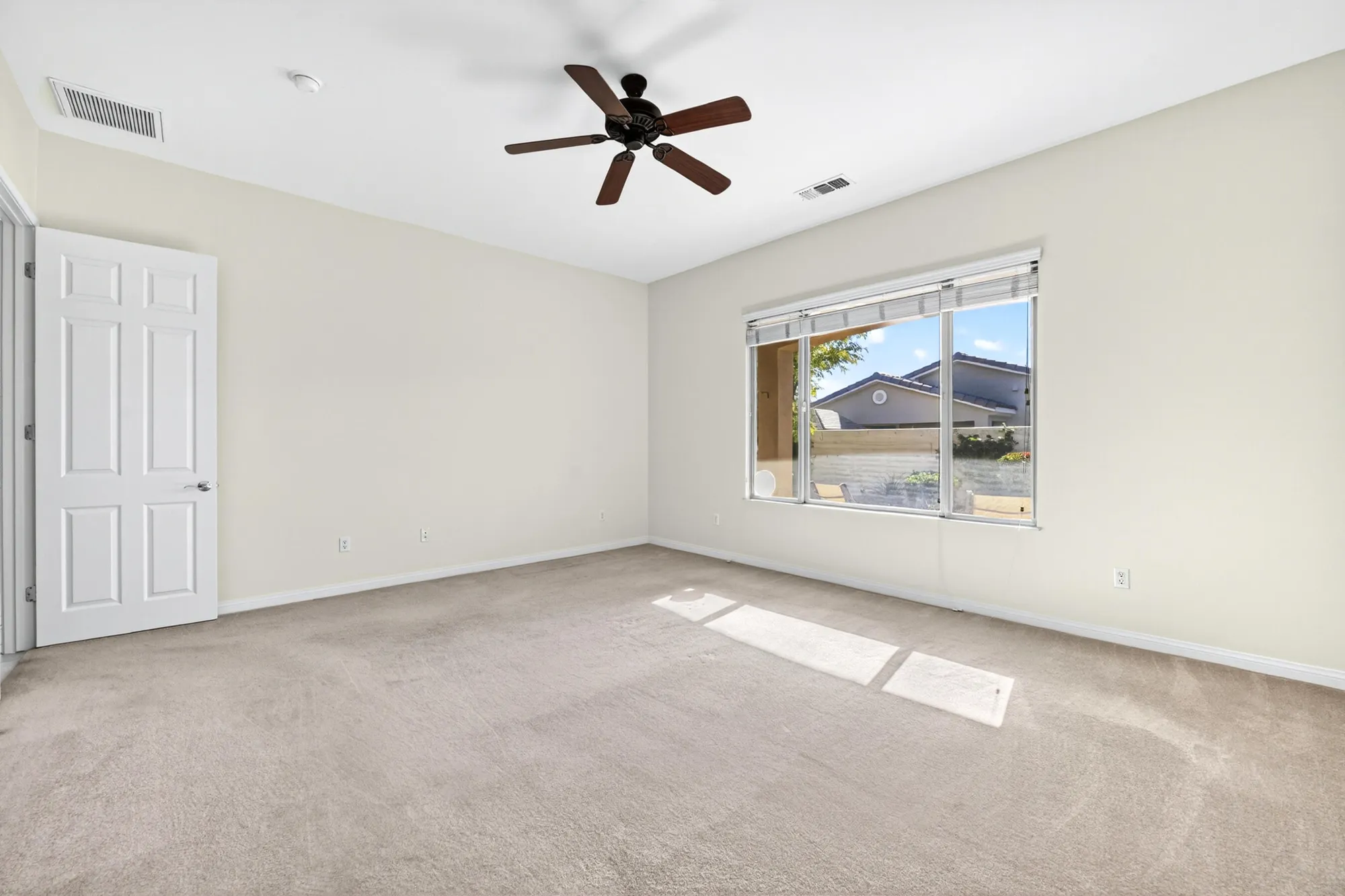 Property Slideshow image 18 of 51 | 80579 avenida san fernando, Indio, CA, 92203