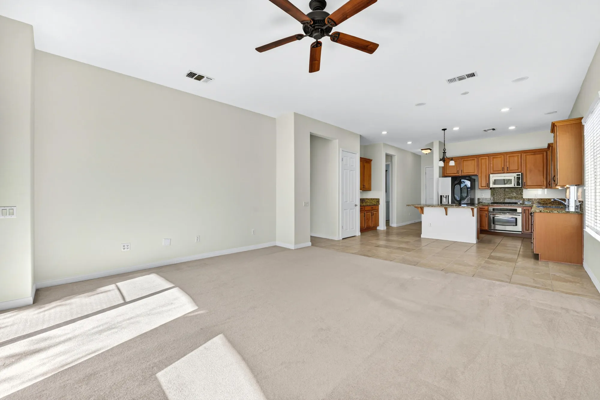 Property Slideshow image 9 of 51 | 80579 avenida san fernando, Indio, CA, 92203