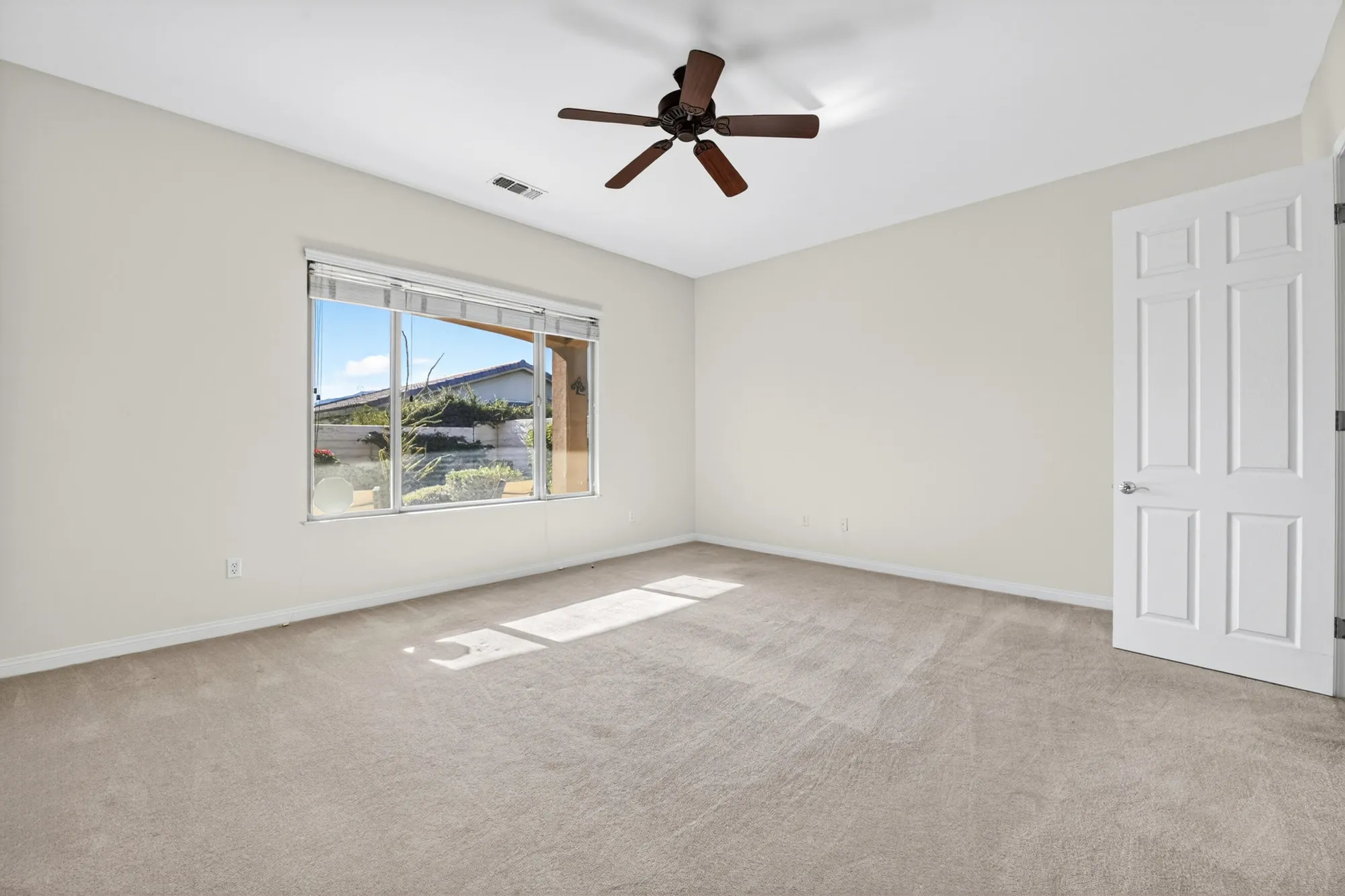 Property Slideshow image 17 of 51 | 80579 avenida san fernando, Indio, CA, 92203