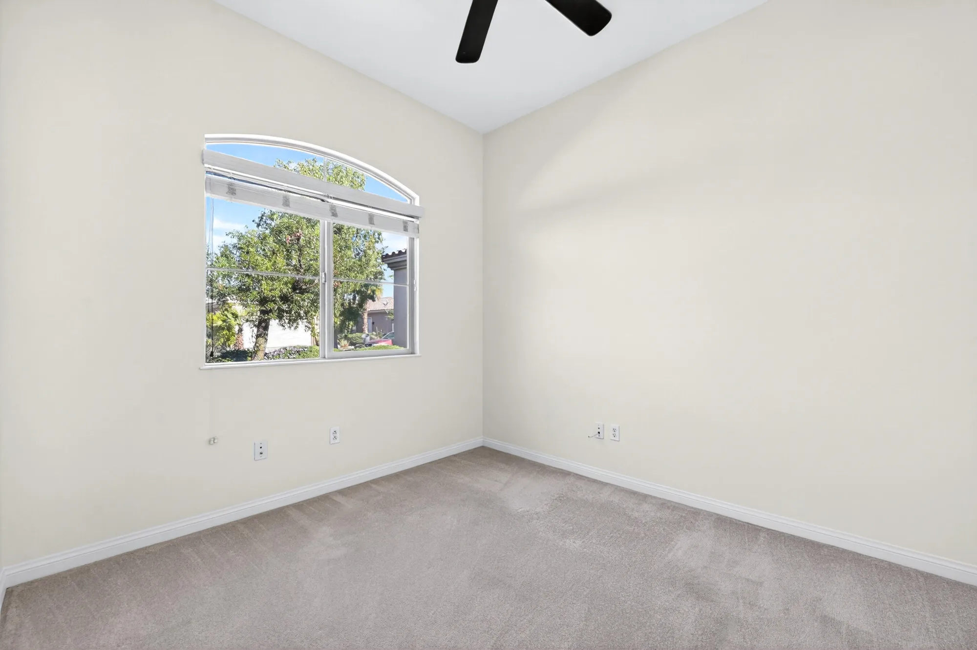 Property Slideshow image 28 of 51 | 80579 avenida san fernando, Indio, CA, 92203