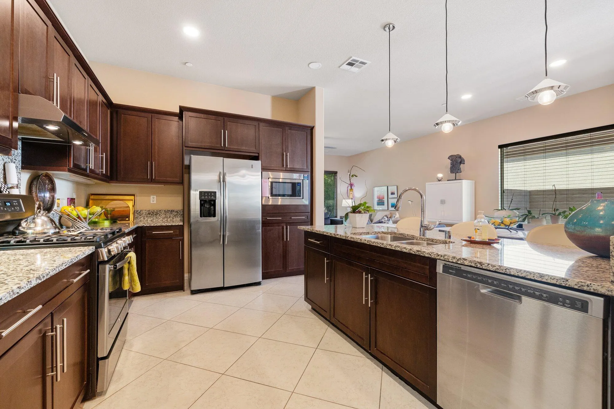 Property Slideshow image 14 of 41 | 39228 calle negrete, Indio, CA, 92203