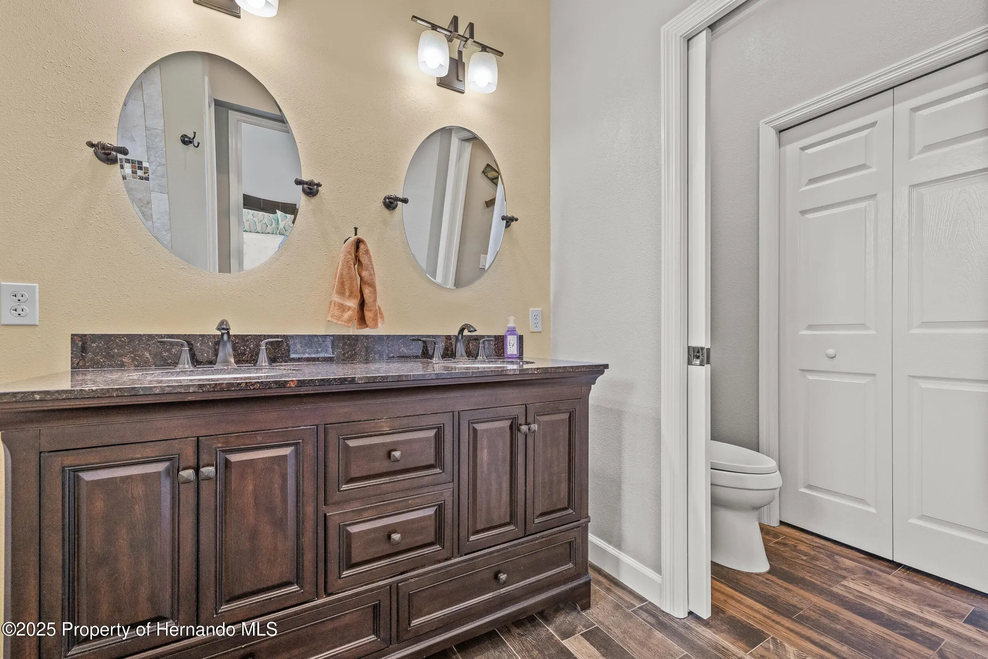 Property Slideshow image 26 of 49 | 4210 silver berry ct, Spring Hill, FL, 34609