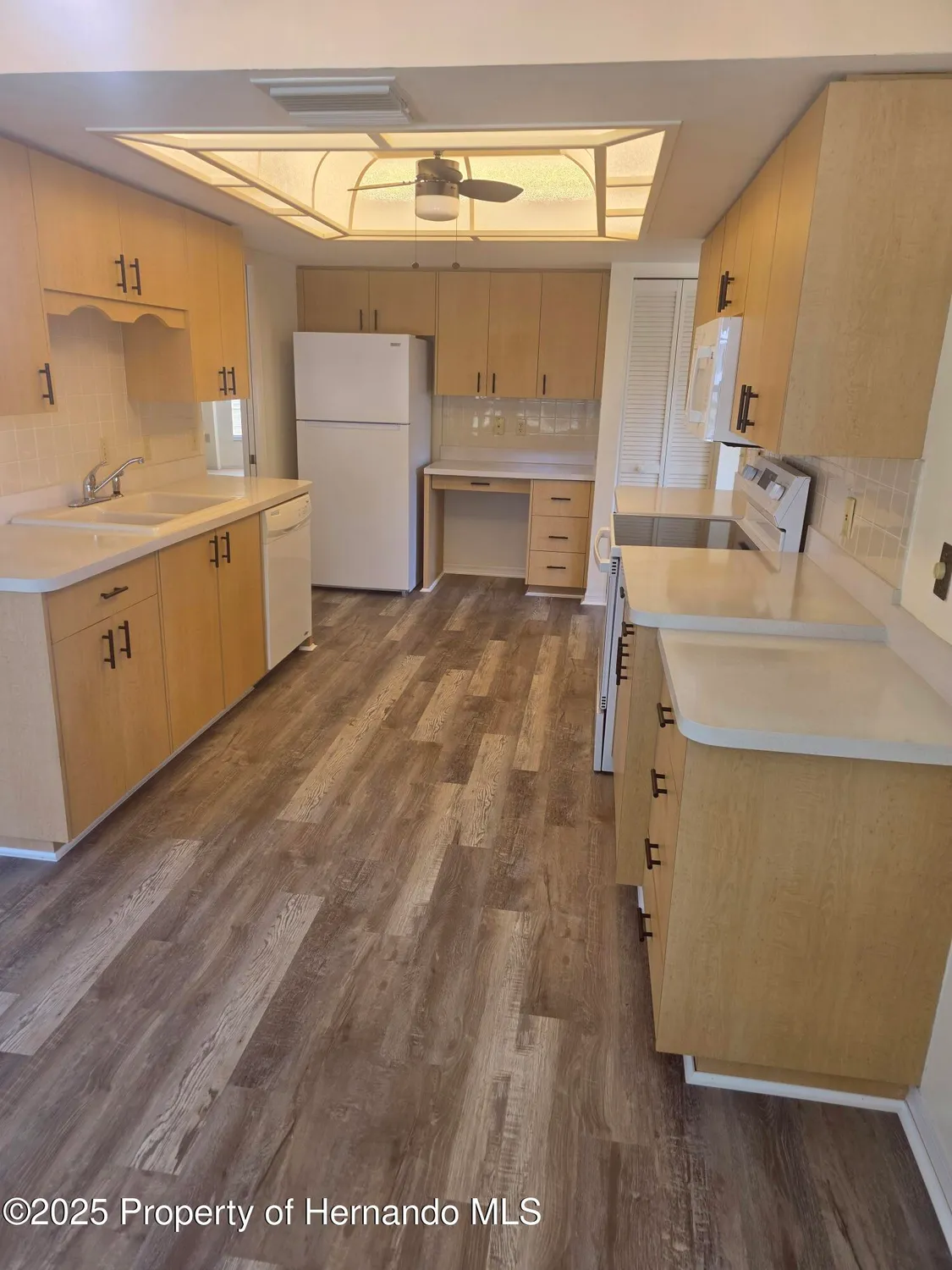 Property Slideshow image 10 of 46 | 9843 saint joseph ct, New Port Richey, FL, 34655