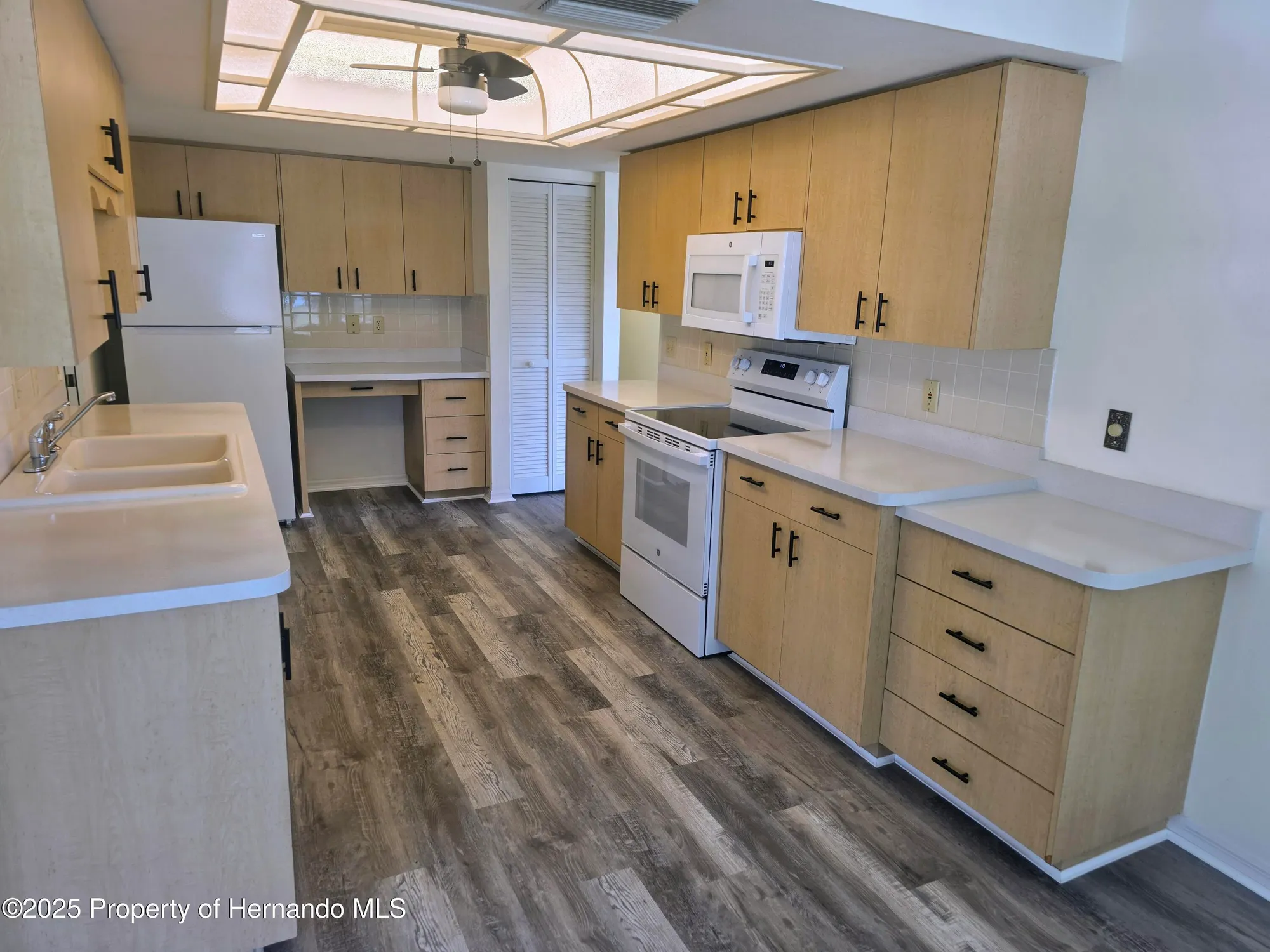 Property Slideshow image 11 of 46 | 9843 saint joseph ct, New Port Richey, FL, 34655